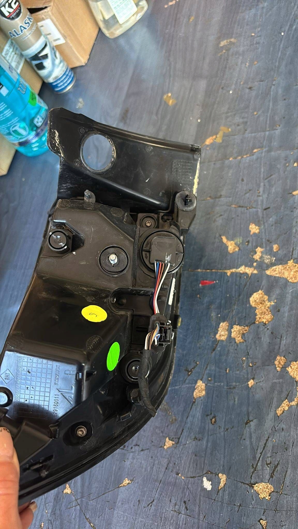 light rear rear part side right Renault Austral 265501807R damaged!