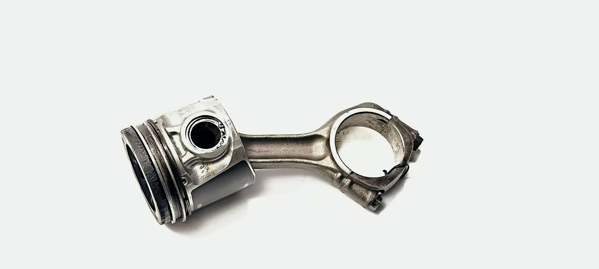 piston connecting rod 096101R 3.0 HPI IVECO COMPA