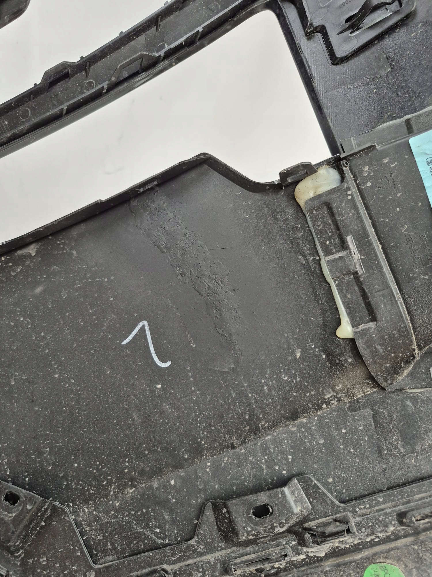 POLESTAR IV 4 23- bumper front front PDC 80008611