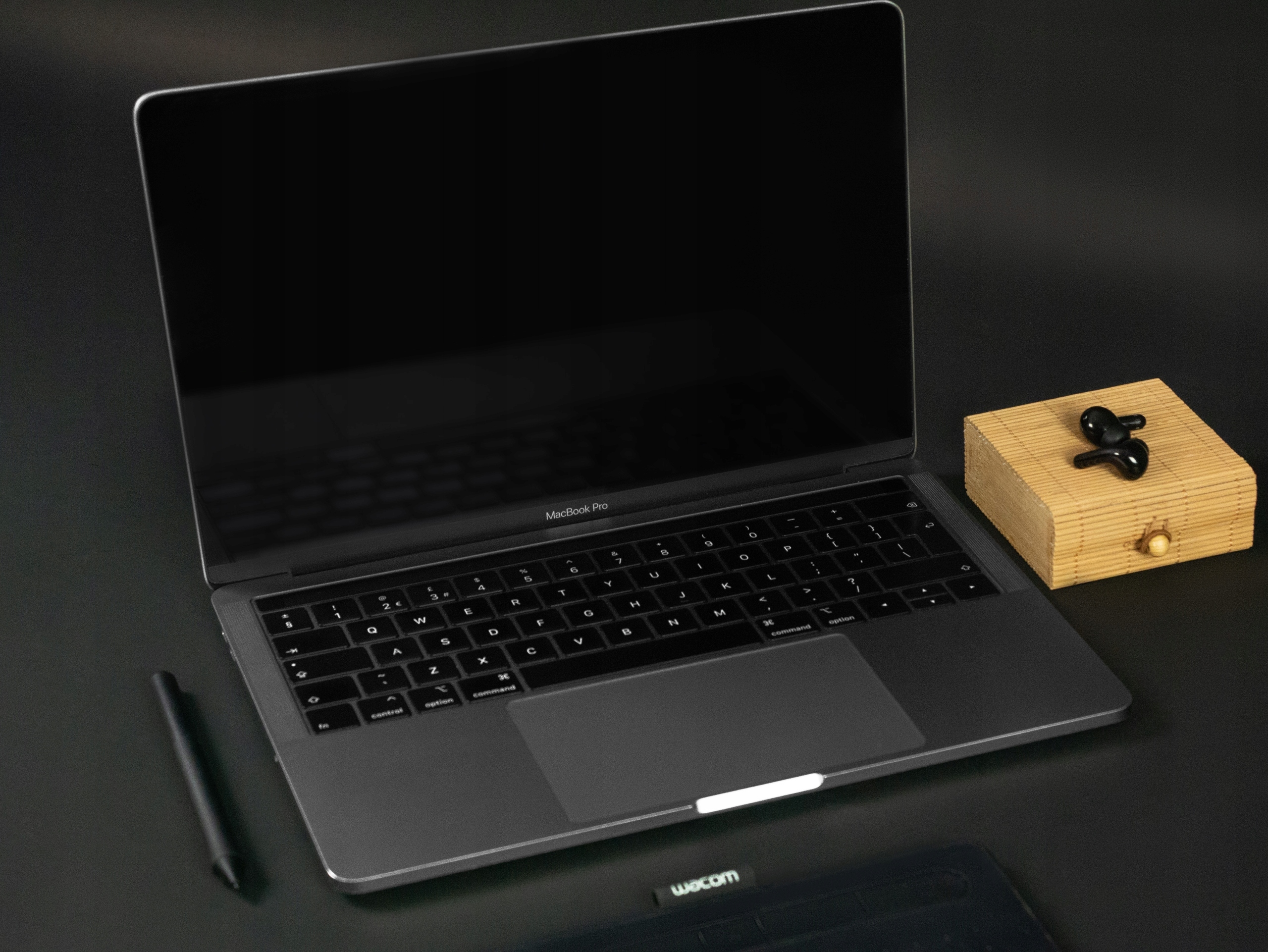 Laptop MacBook Pro 13 Apple 512SSD & Core i5 4x3.80GHz