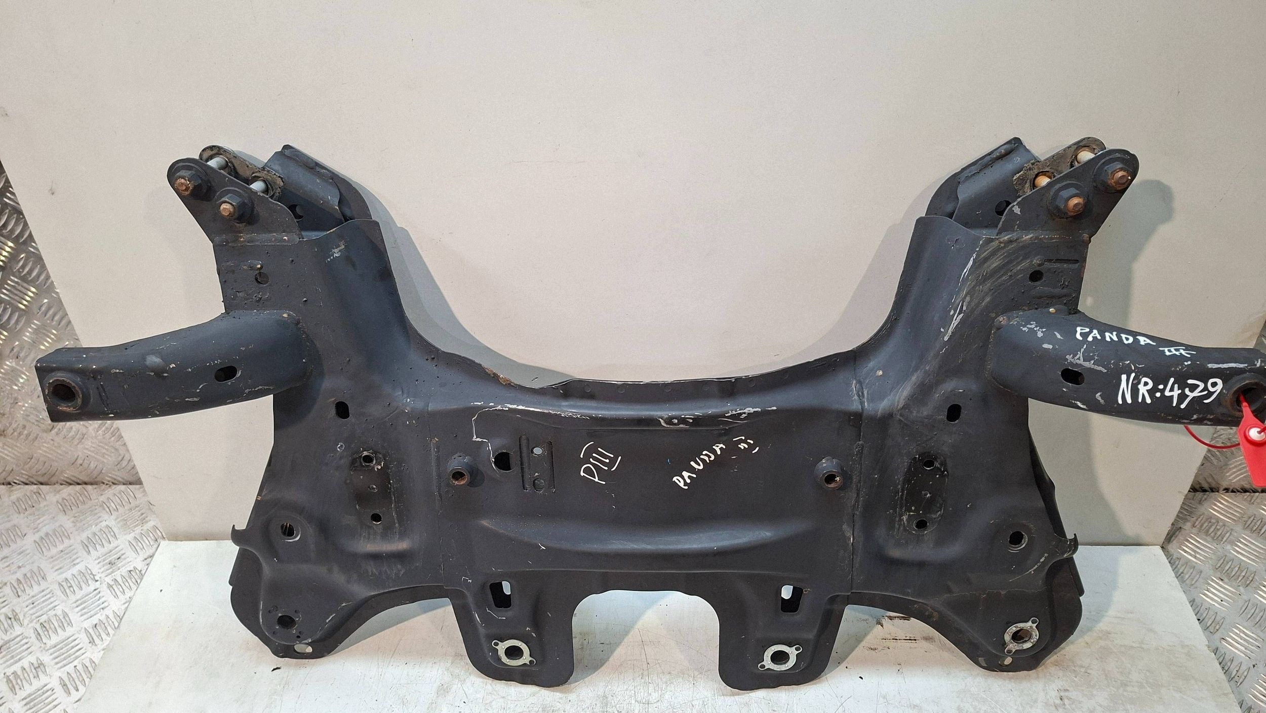 axle beam front FIAT PANDA III 2012