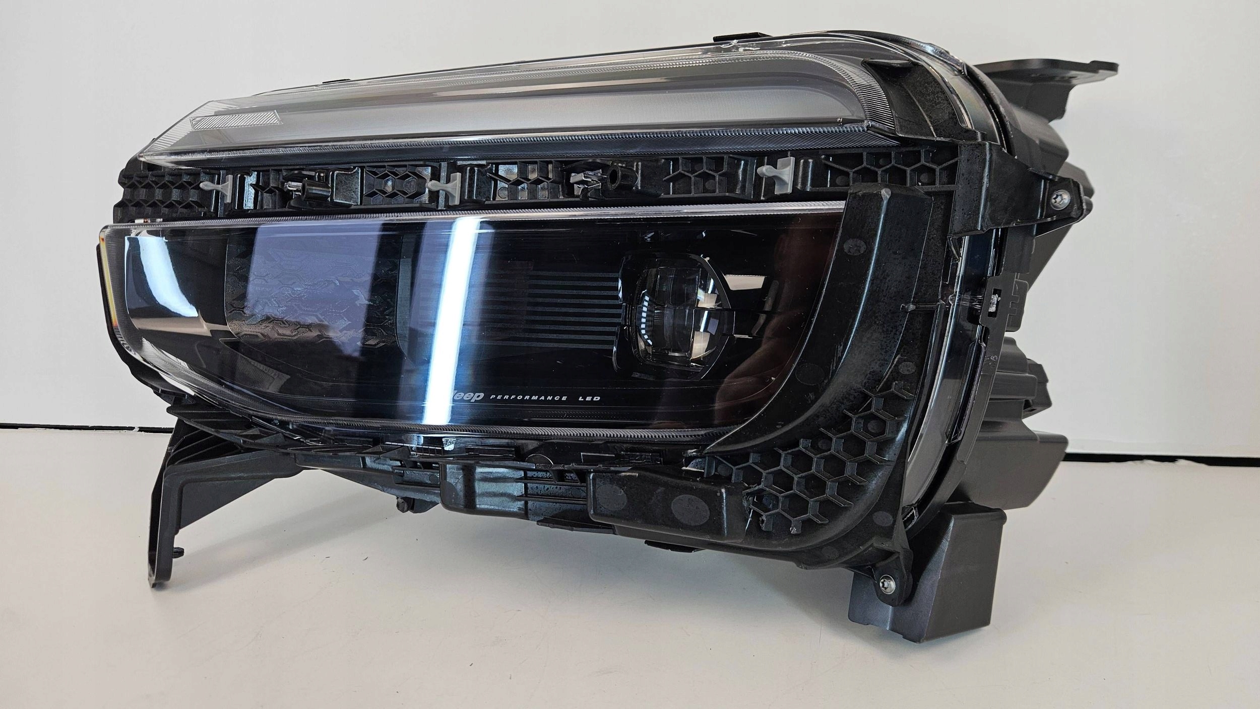 Jeep Avenger Performance LED light left front front Reflektor 522187210