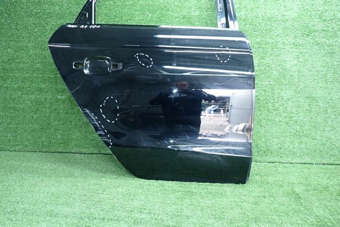 AUDI A1 10- door right rear. rear part
