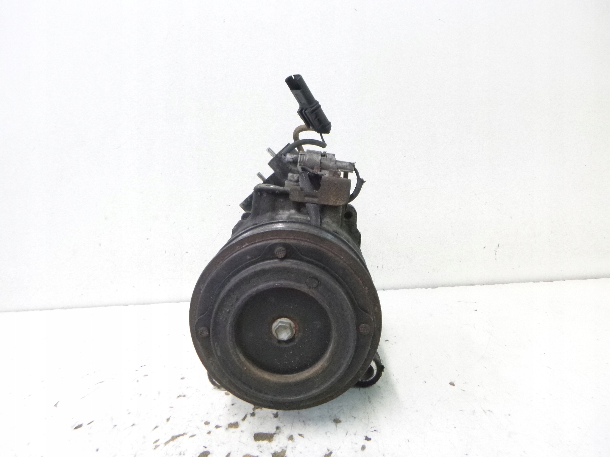 compressor compressor; BMW F10 2.0 d 2015r 22527010
