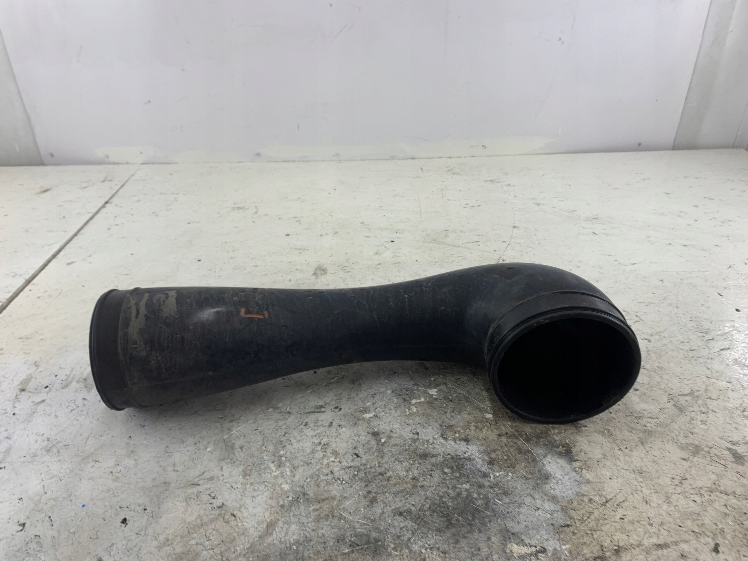 MAN TGA rohr schlauch ansaugrohr filter luft 81082010490