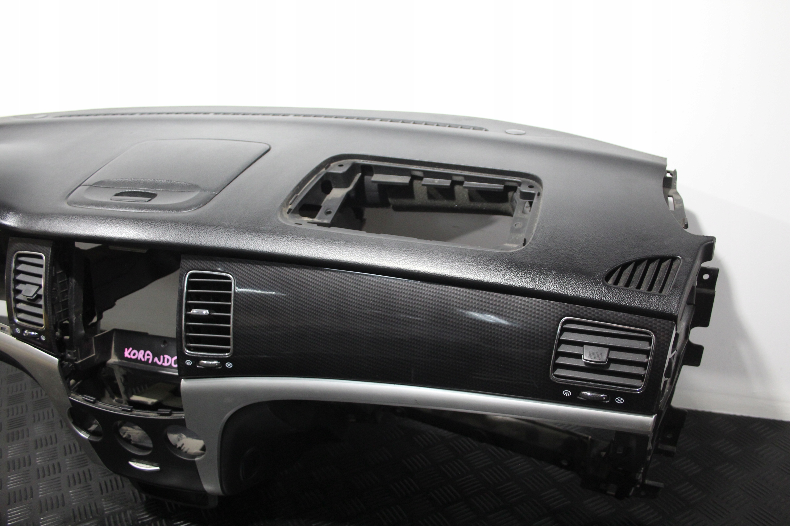 dashboard console SSANGYONG KORANDO III 3