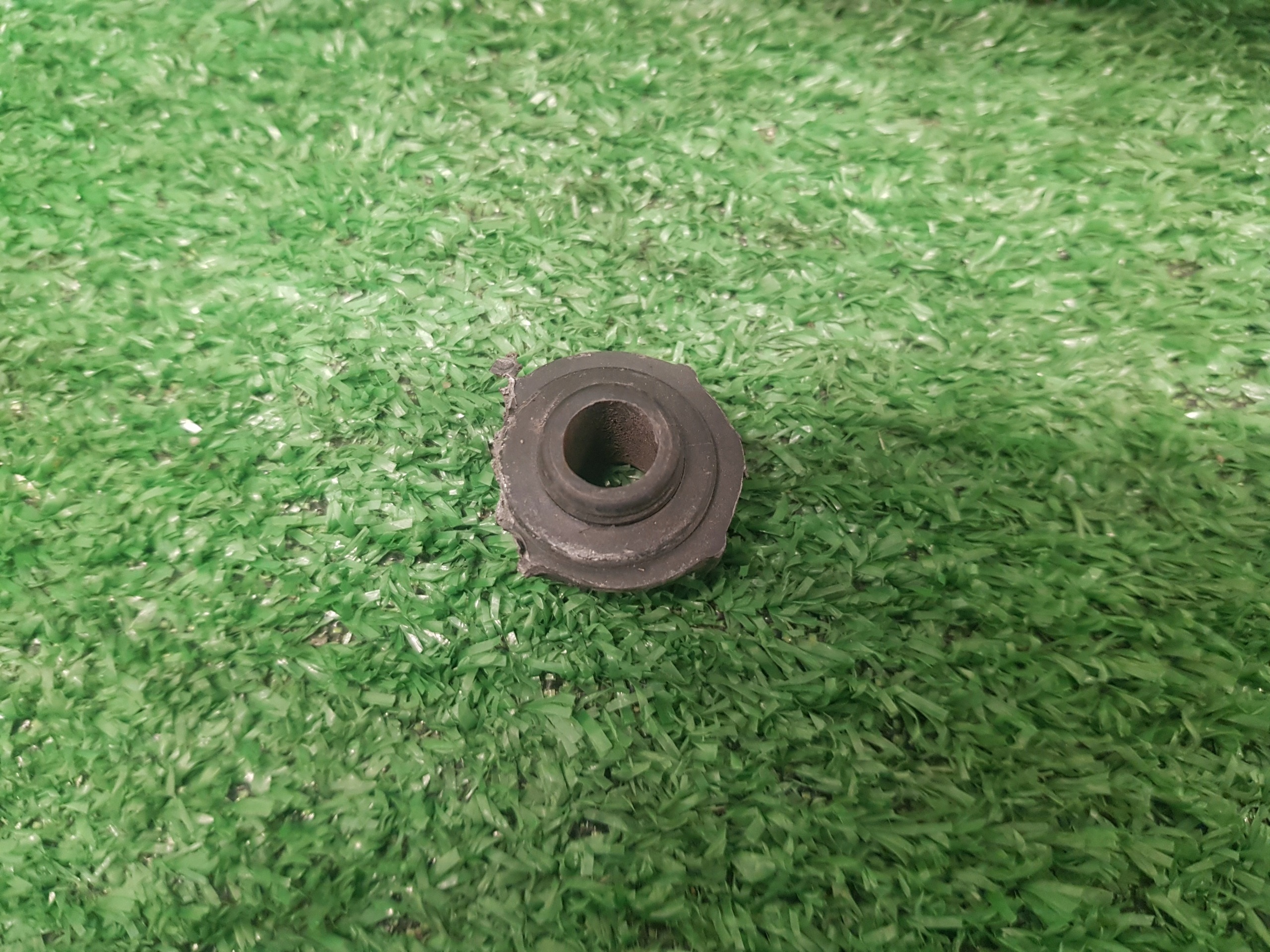 light right front VOLKSWAGEN POLO 4 6Q1941008AT