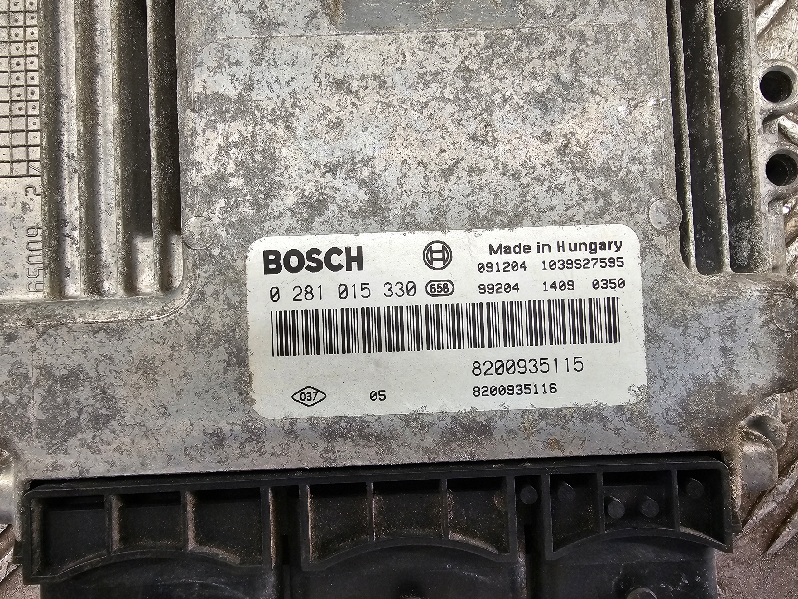control unit TRAFIC VIVARO 2.0 DCI 0281015330 8200935115