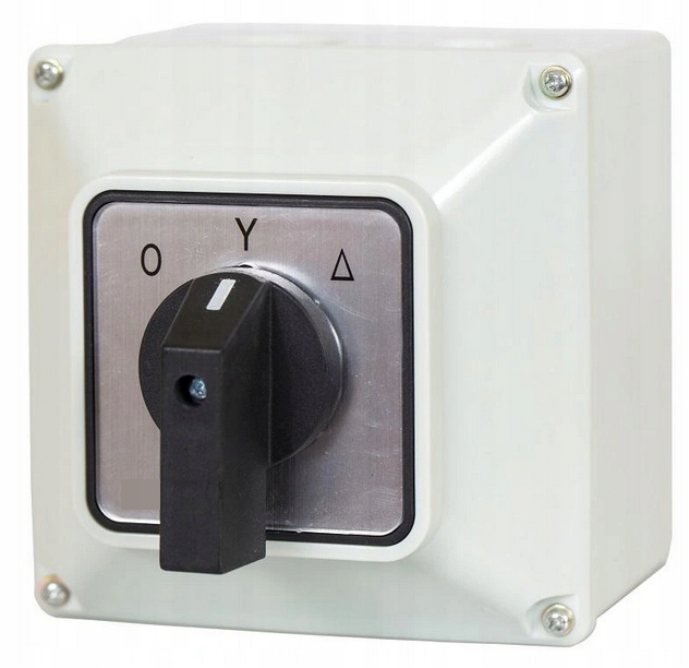 ŁĄCZNIK KRZYWKOWY 32A 4P OBUDOWIE GWIAZDA TRÓJKĄT