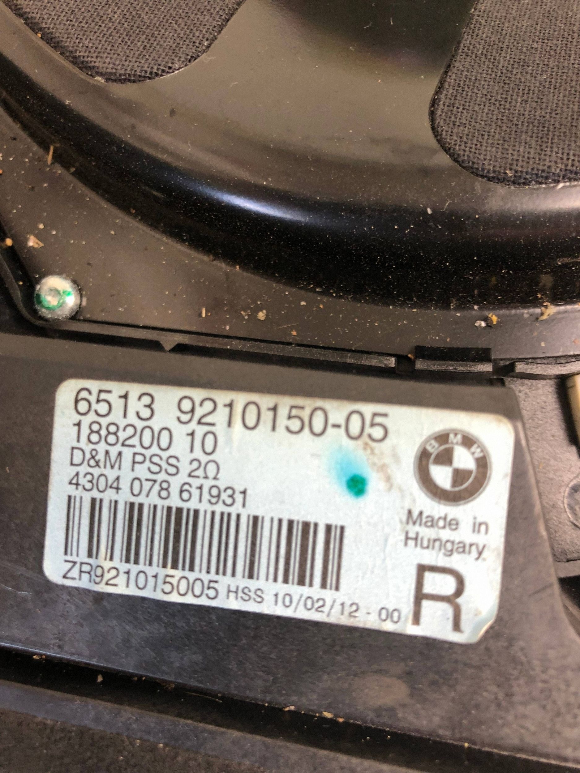 speaker NISKOTONOWY right BMW F30 9210150