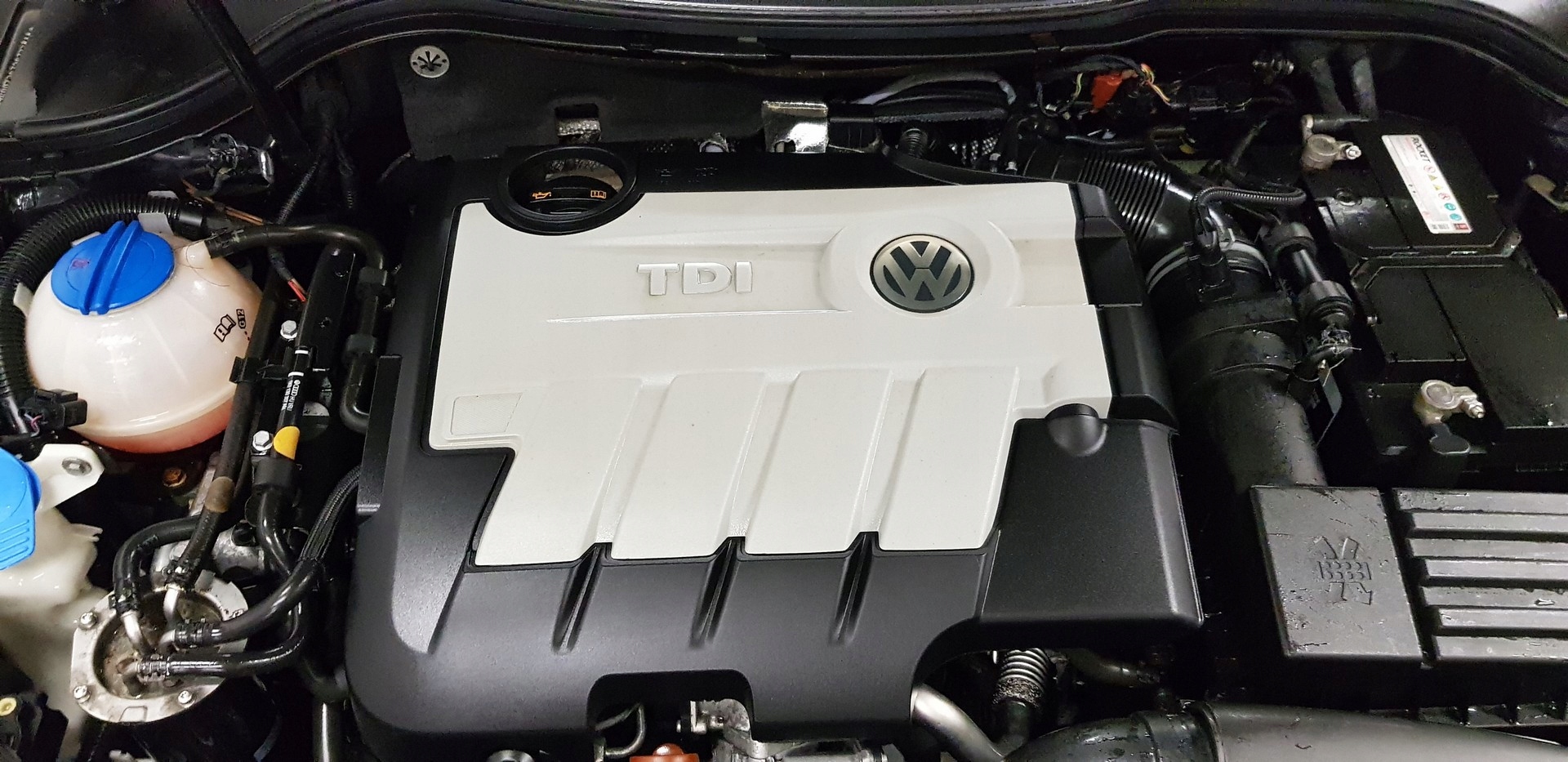 PRZEWÓD SMAROWANIA TURBO TURBINY VW PASSAT B6 2.0 TDI CR CBA CBB CBD CEG