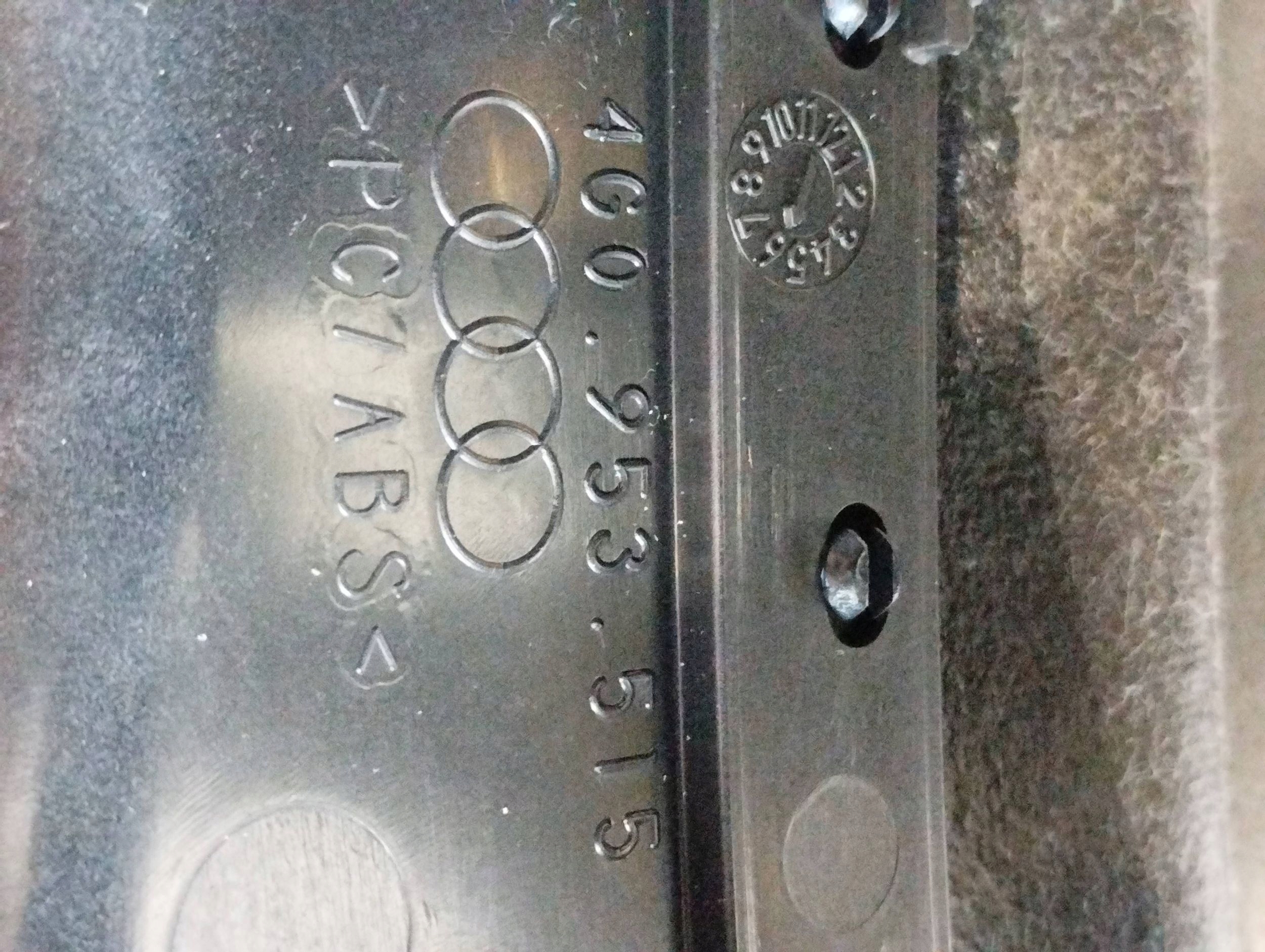 Audi A7 4G obal volantu 4G0953515
