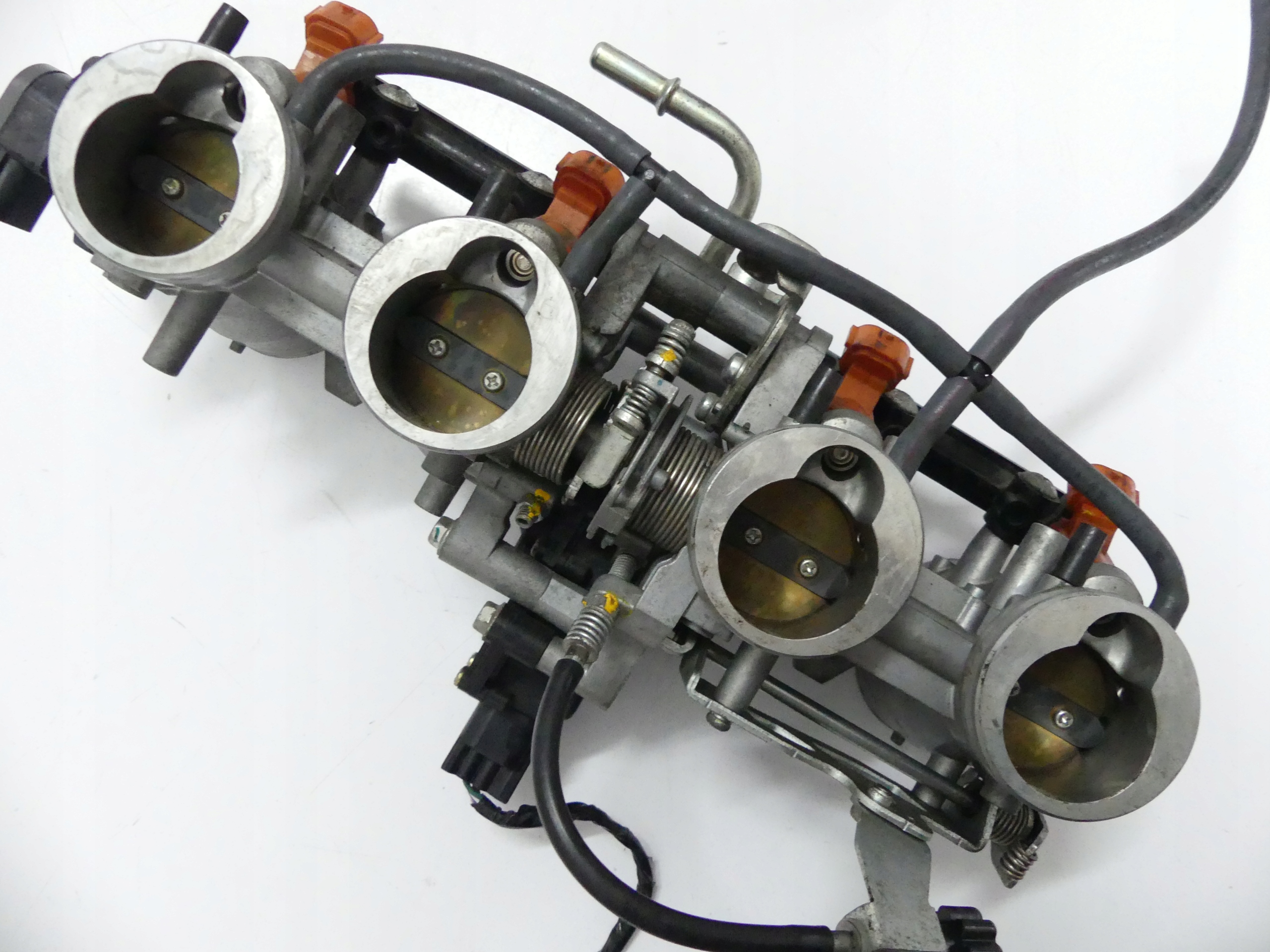 F6298e1842c2be8201e429fec548