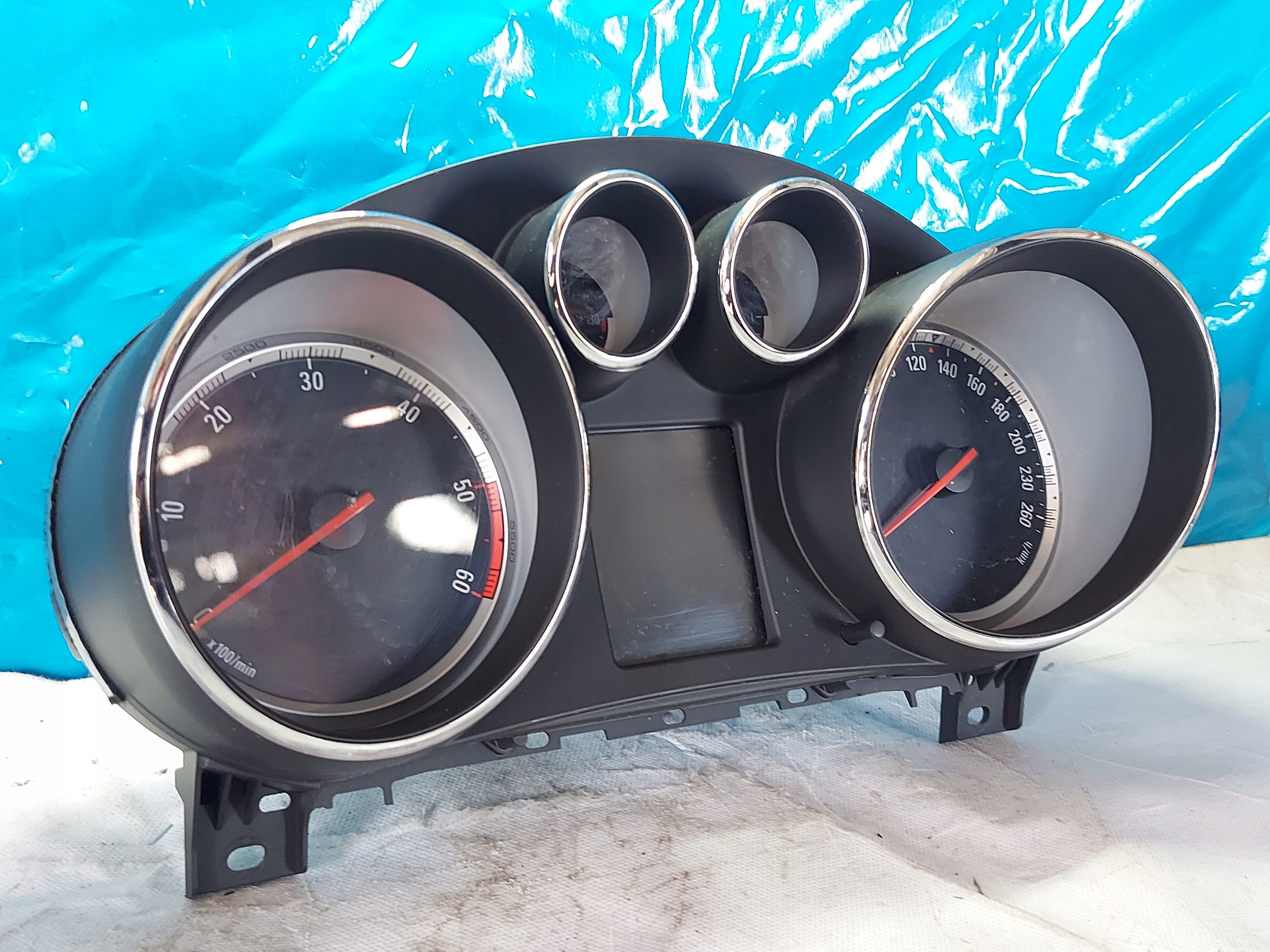 dials clock OPEL INSIGNIA A 2.0 CDTI 20970764