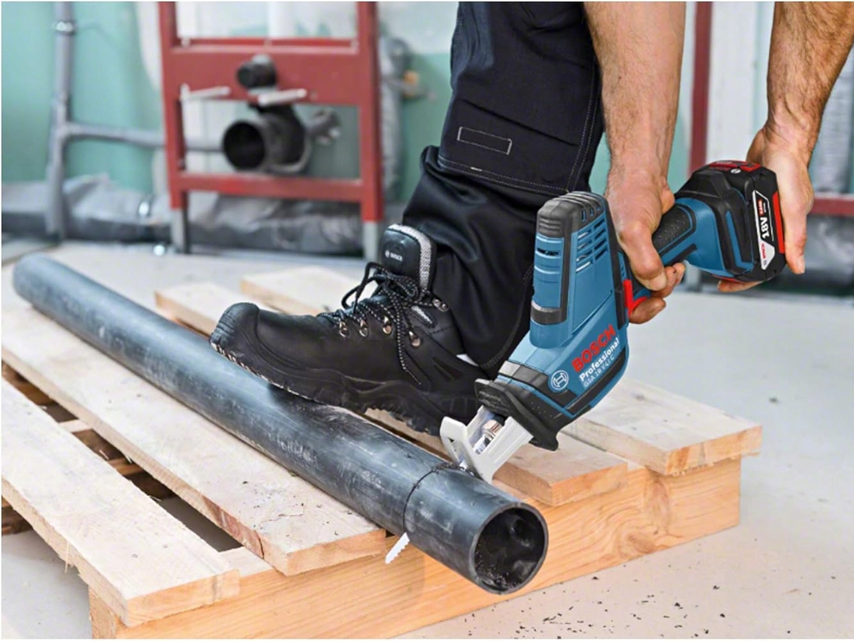 BOSCH PIŁA SZABLASTA AKUMULATOROWA GSA 18V-Li Kod producenta 06016A5001