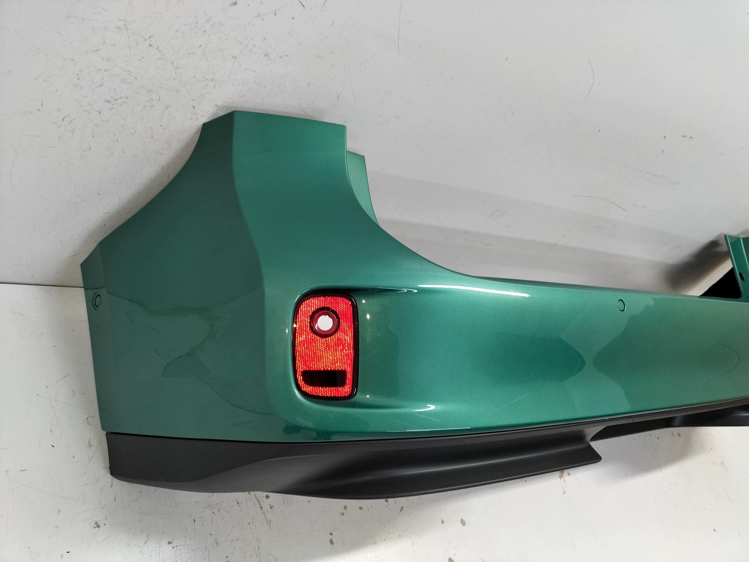 bumper rear rear part VW ID BUZZ 22- ID.BUZZ wersja below 6x sensors PDC ,