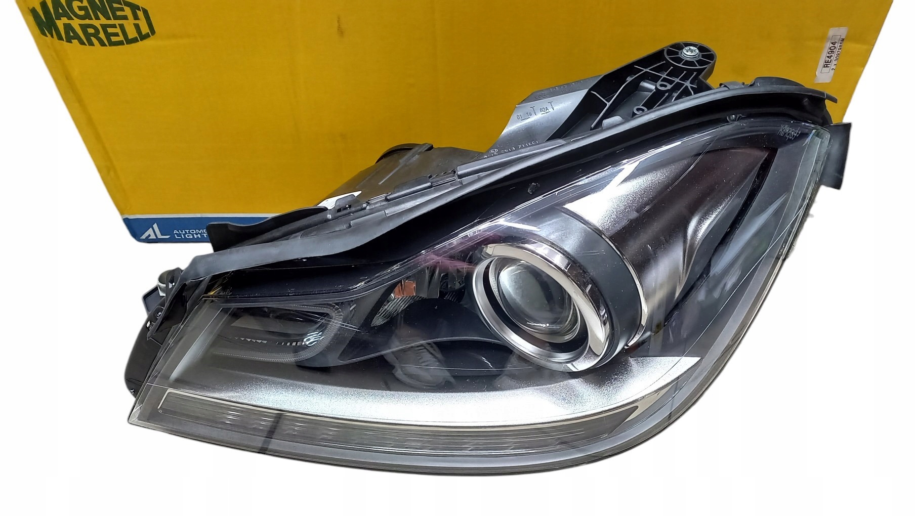 Магнітні Marelli 711307023575 Фари