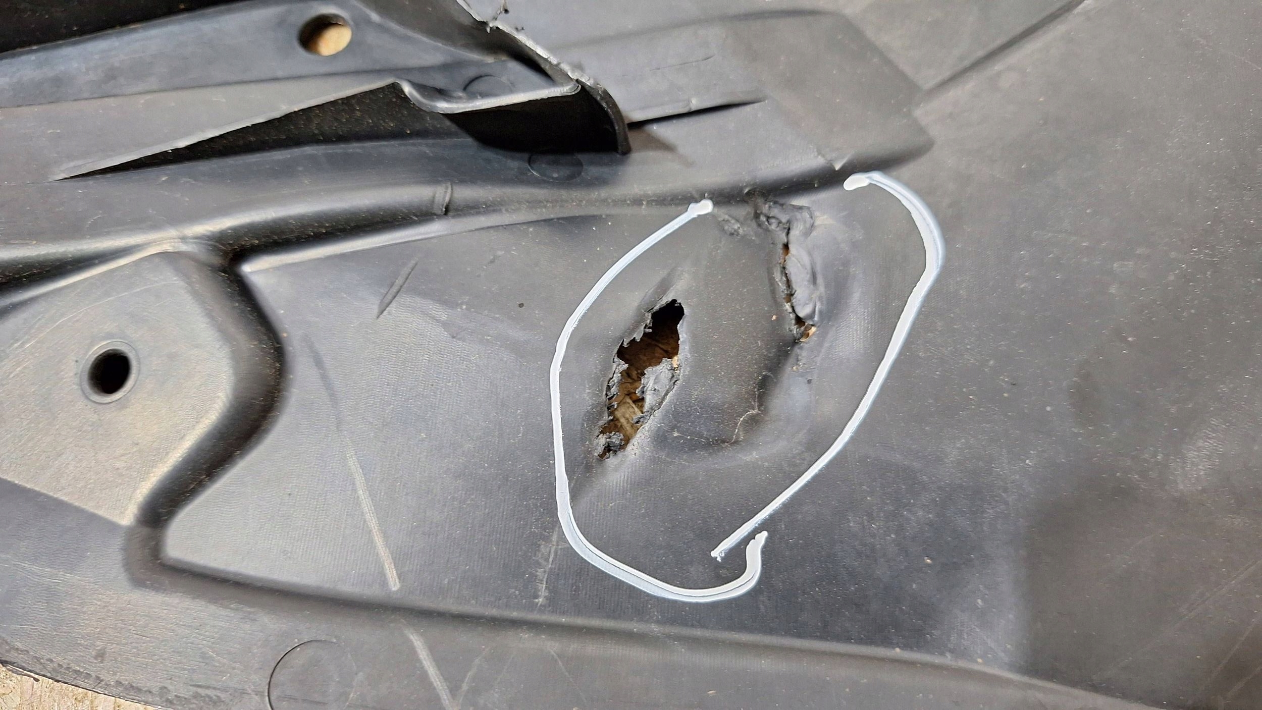cover cover below bumper front AM51-A8B384-A FORD C-MAX MK2
