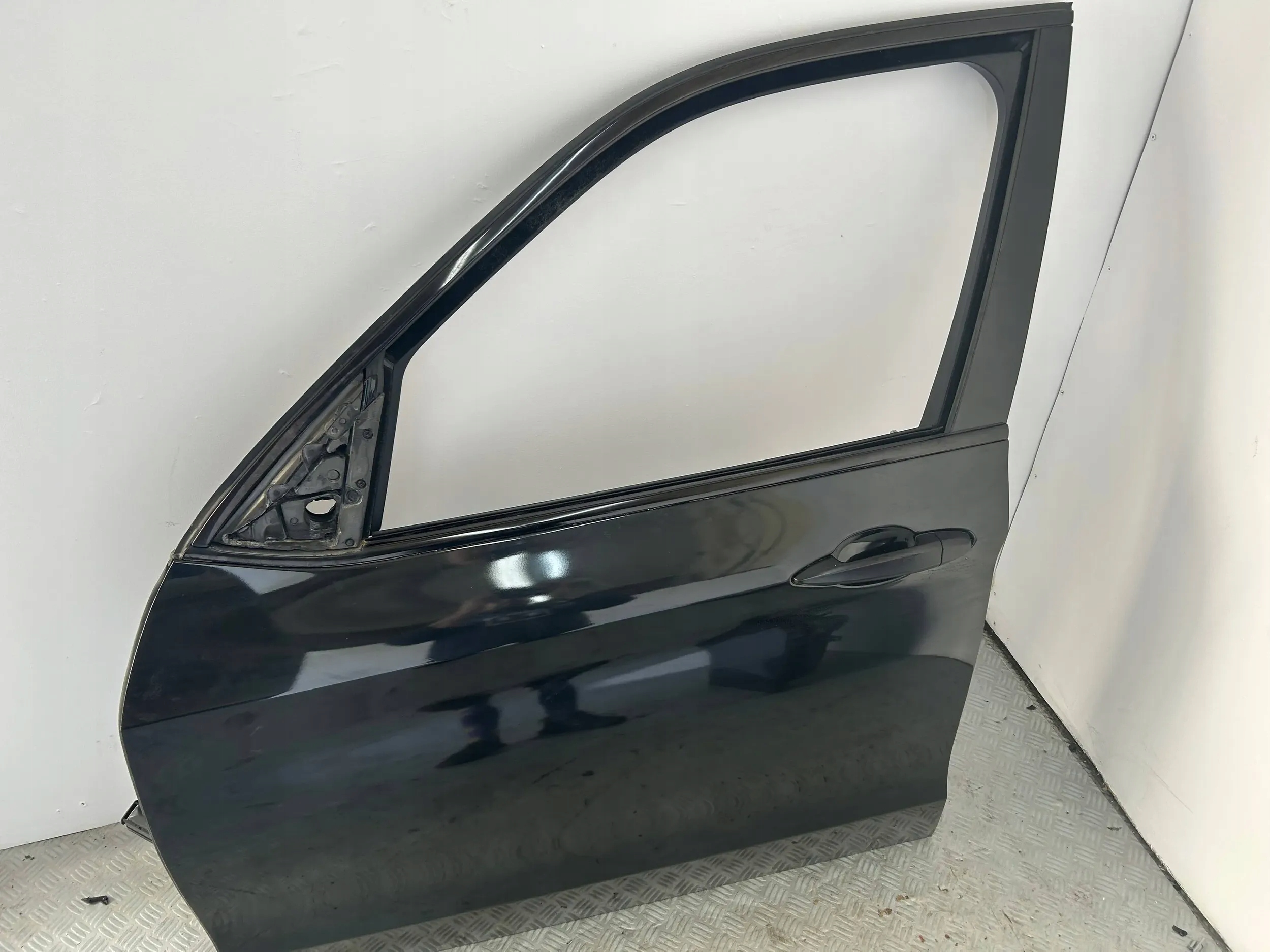 DRZWI LEWY PRZÓD TYŁ KOMPLET BMW X5 F15 2013- 475/9 Producent części BMW OE