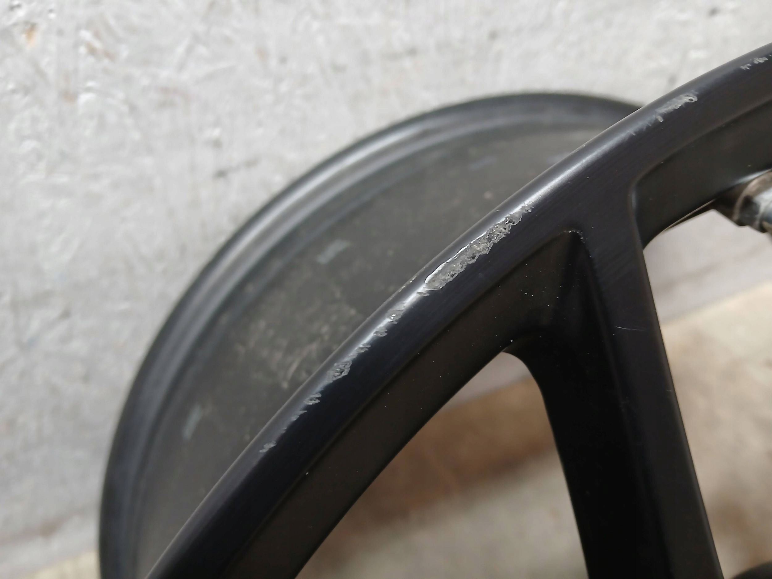 disk hliníkový BMW 8J 18" ET54 5X112