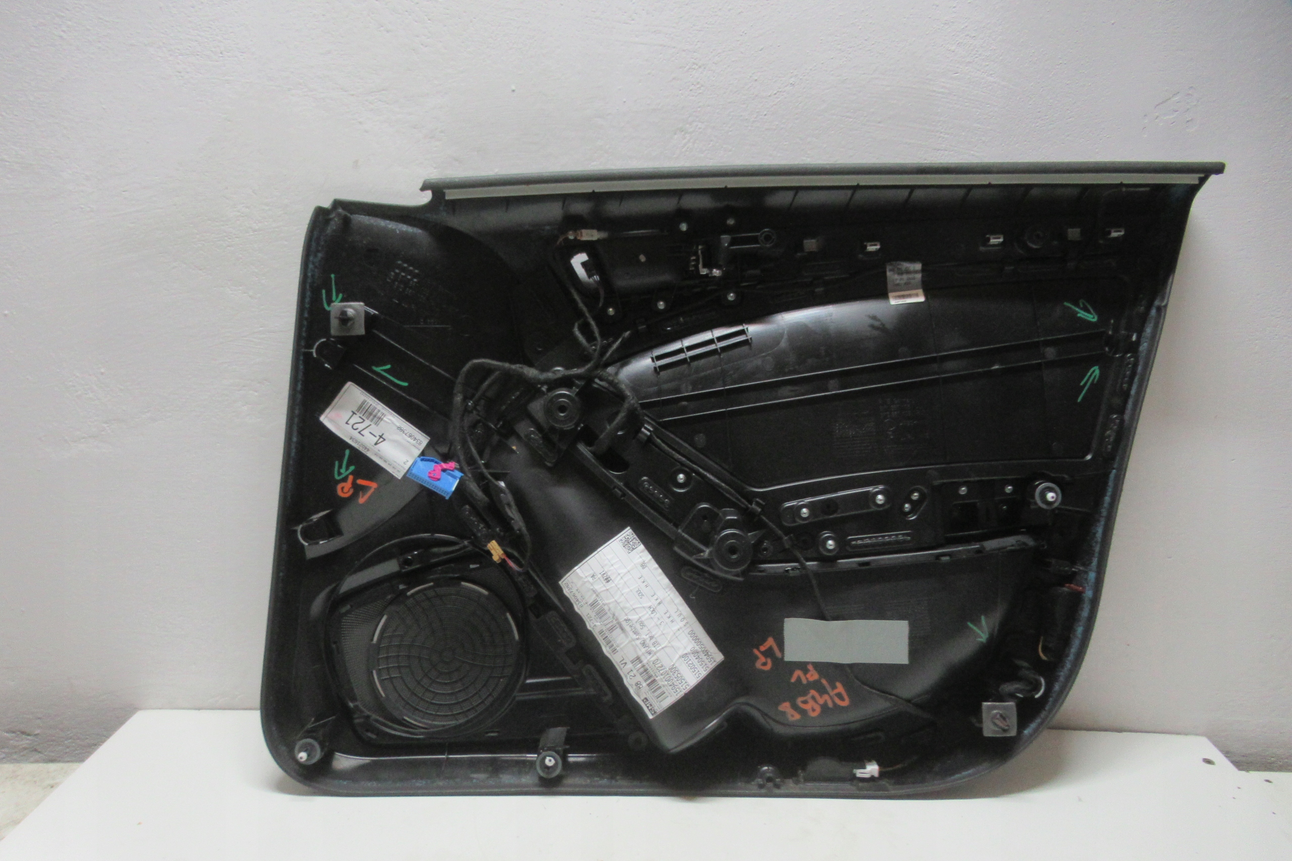 AUDI A4 B8 FL 2.0 TFSI 14R side upholstery door left front