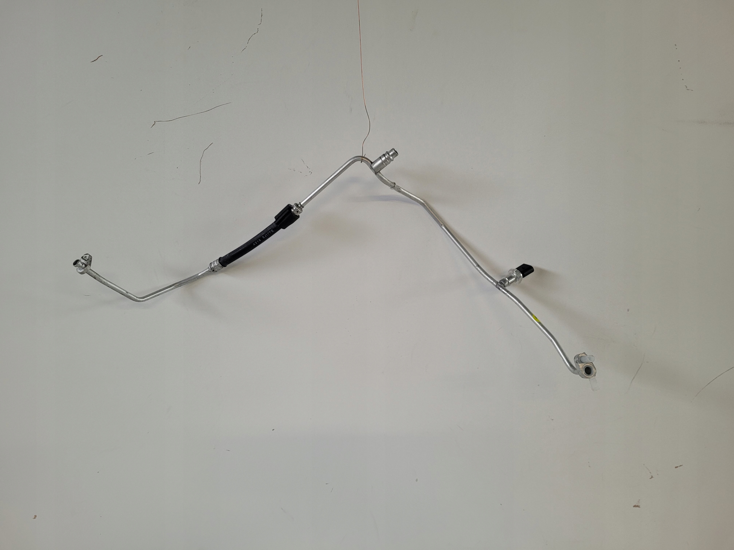 КАБЕЛЬ КОНДИЦИОНЕРА VW AUDI SKODA 5Q0816741C