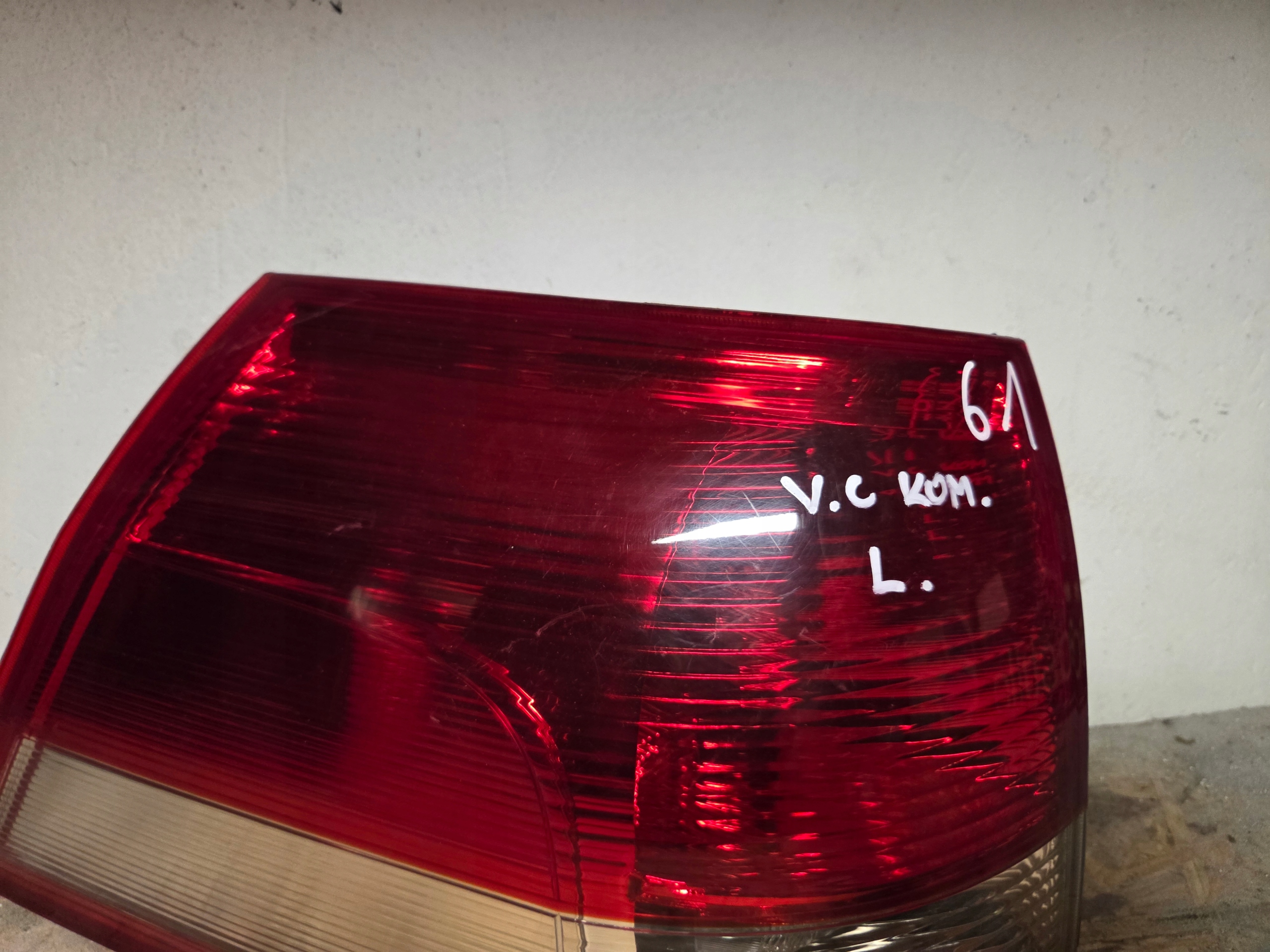light left rear part left rear OPEL VECTRA C KOMBI 24469461
