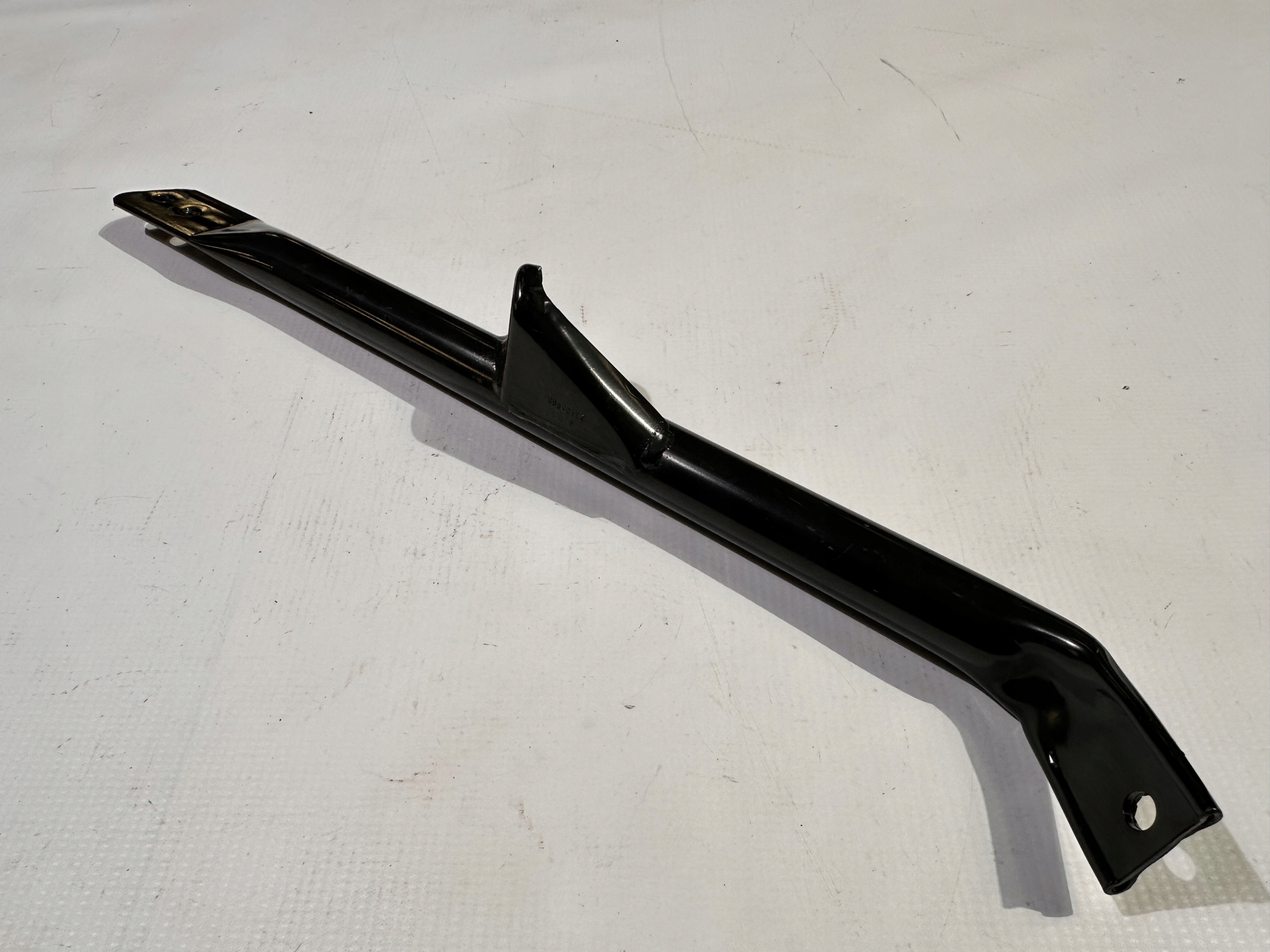 console kielicha holder brace right right Chevrolet Camaro 2016+