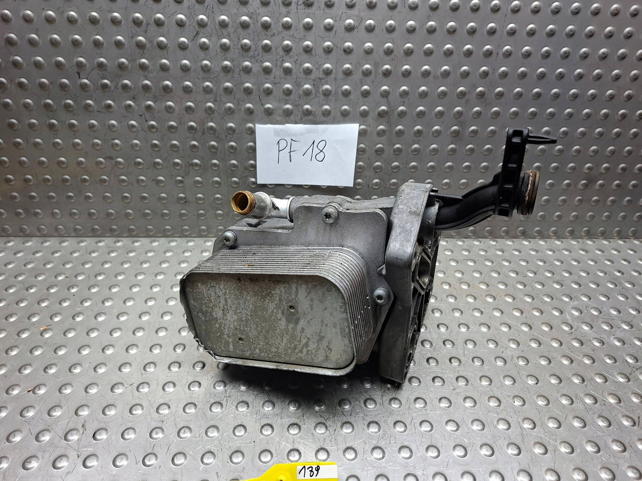 Ölfiltergehäuse CHRYSLER VOYAGER 08- 2.8 CRD 70313766