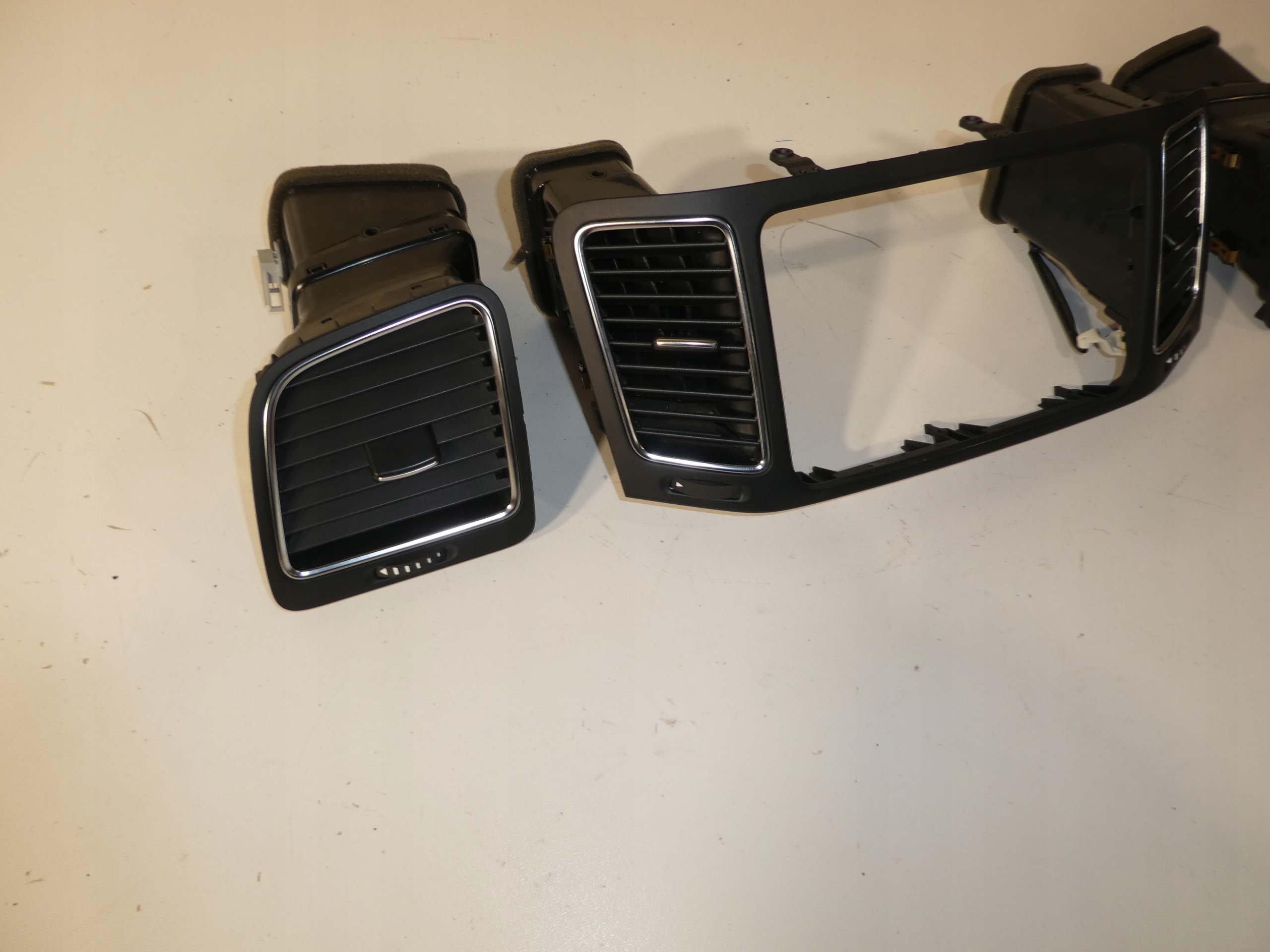 VW SHARAN SEAT ALHAMBRA grid air conditioning devices 7N0819704 running board