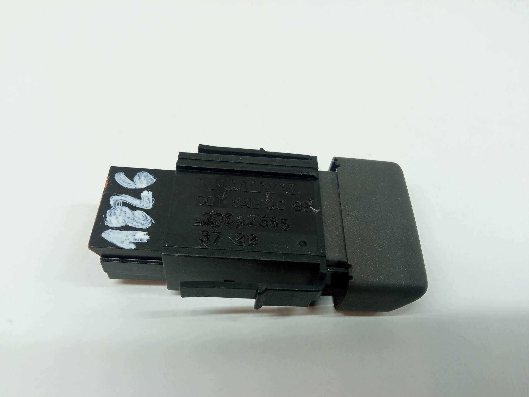 schalter des warnblickschalters 30862865 Volvo V40