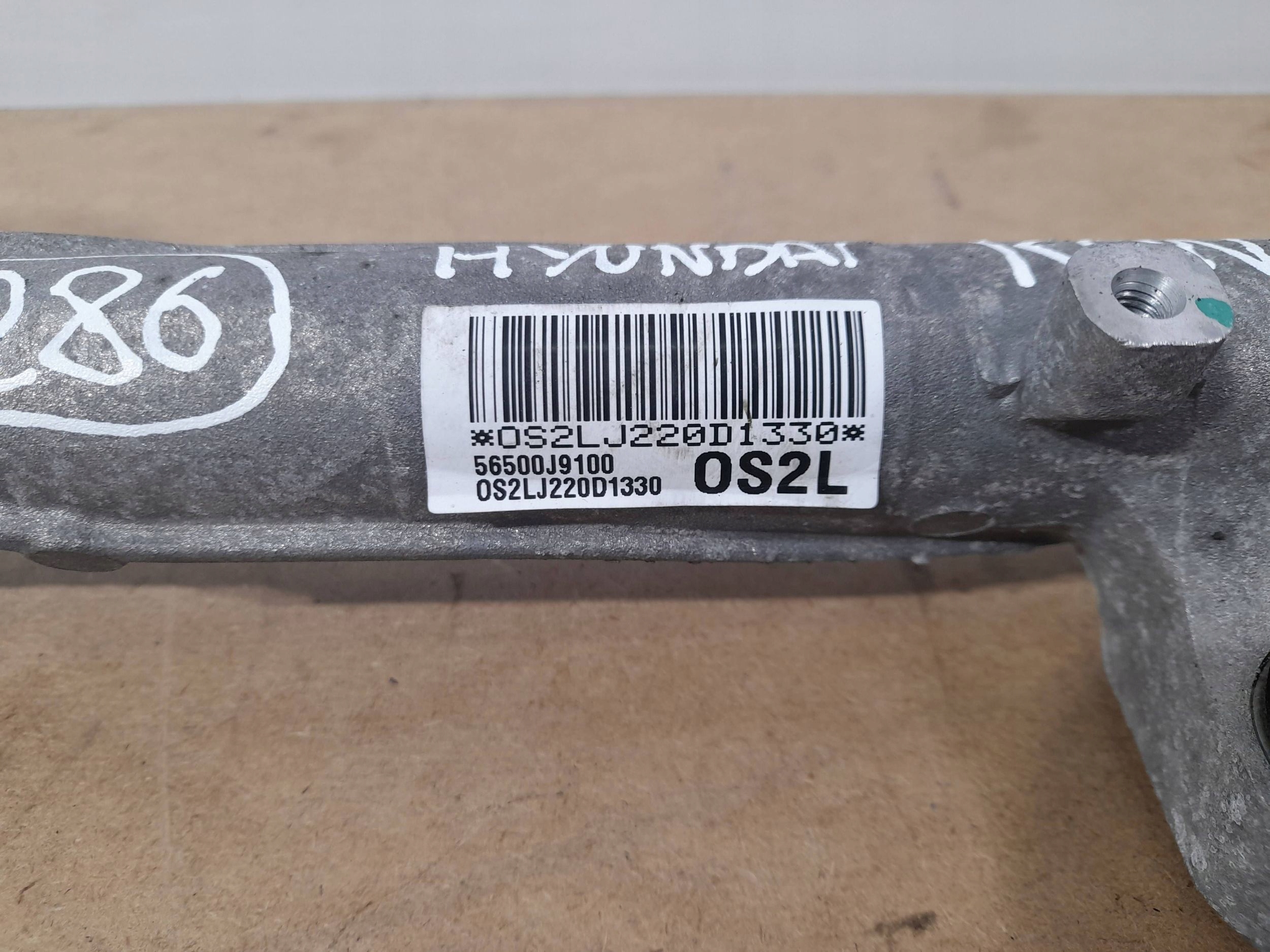 Hyundai Kona and control 56500J9100 (Y286)