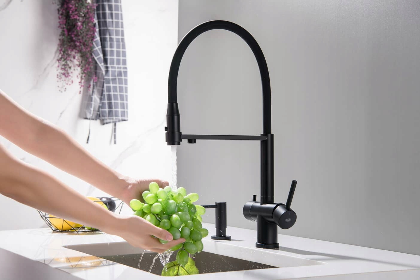 Baterie Blue Water Tusar černá matná