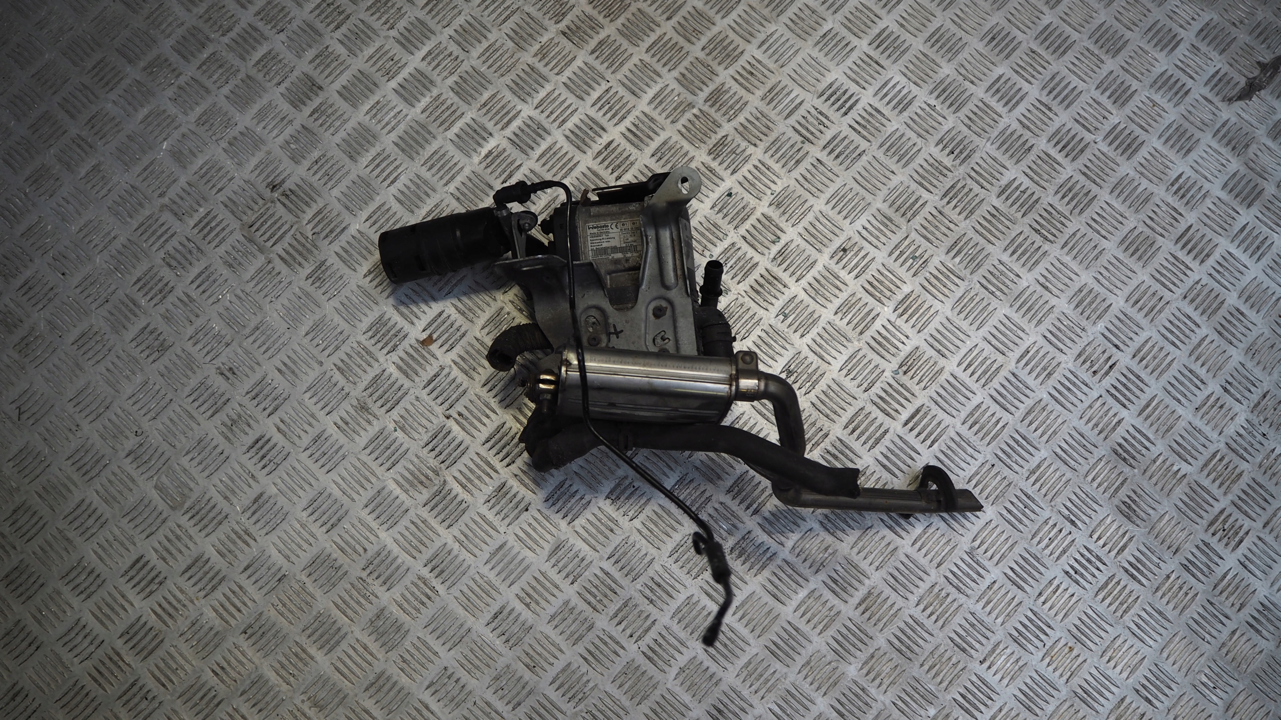 1K08150715P - WEBASTO СТОЯНОЧНЫЙ ОТОПИТЕЛЬ 1K0815065P VW TOURAN