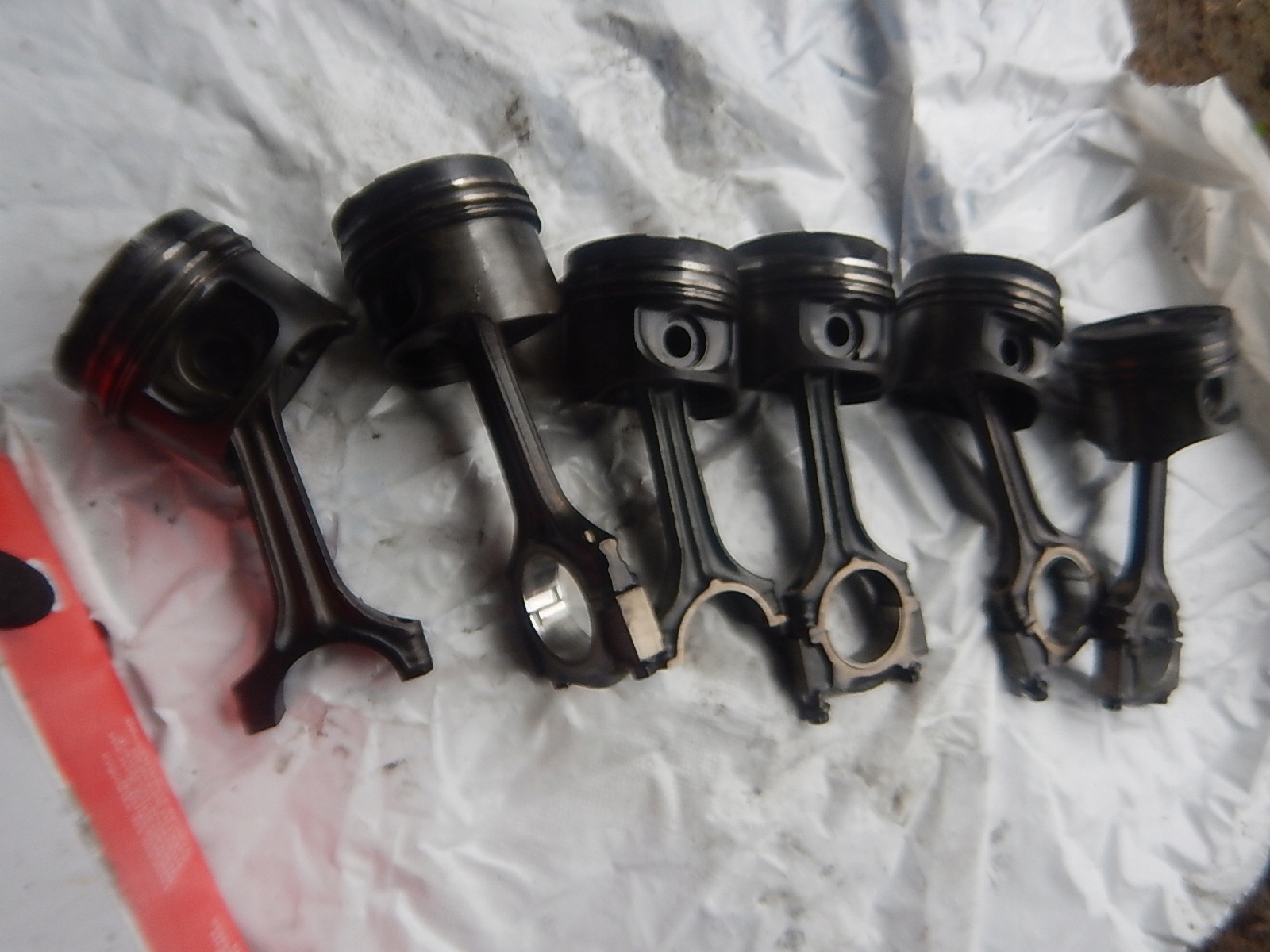 piston MERCEDES 3.0 TD 300 TD W124 pistons