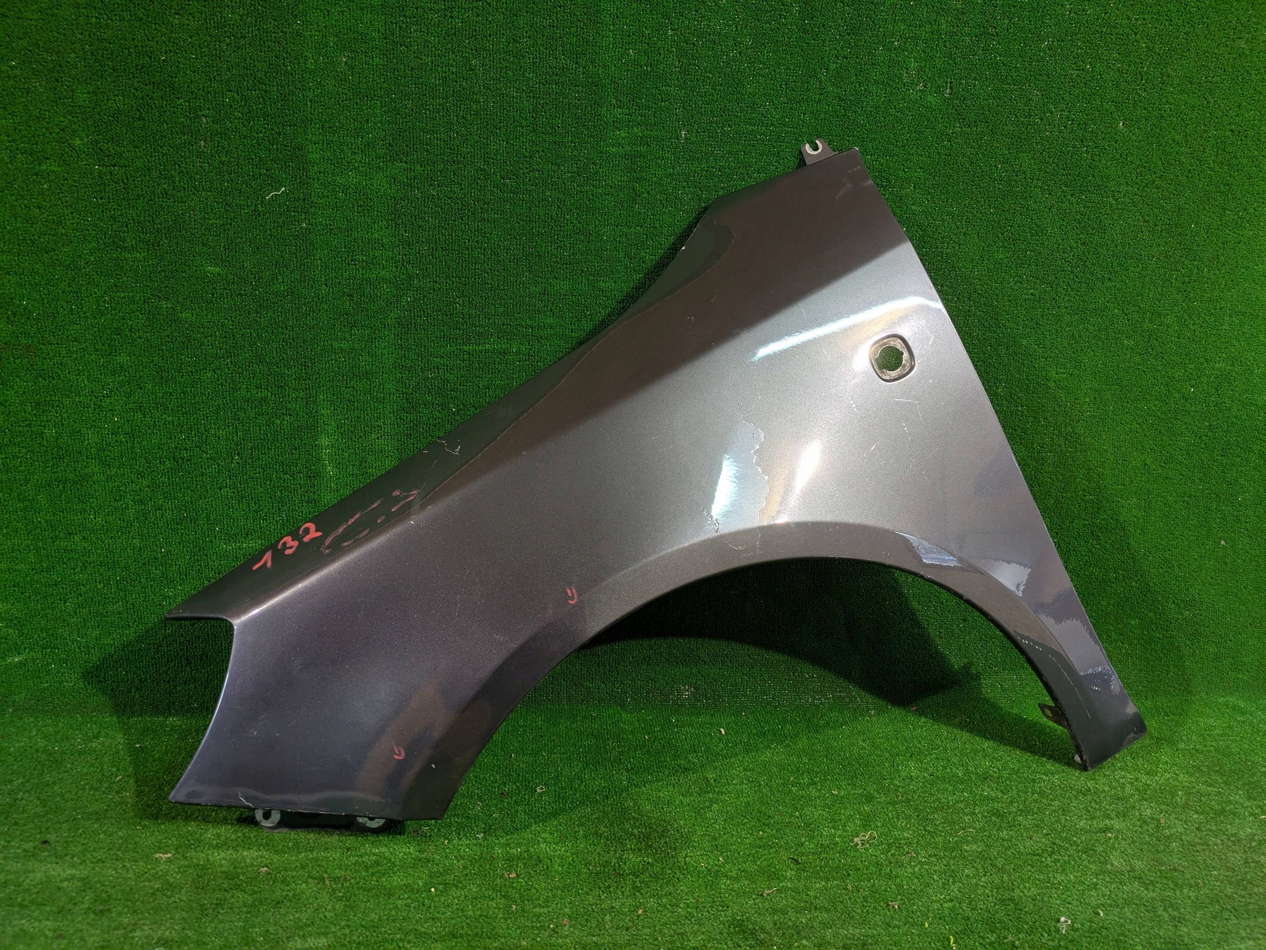 fender front left front SKODA FABIA II ROOMSTER NR.132