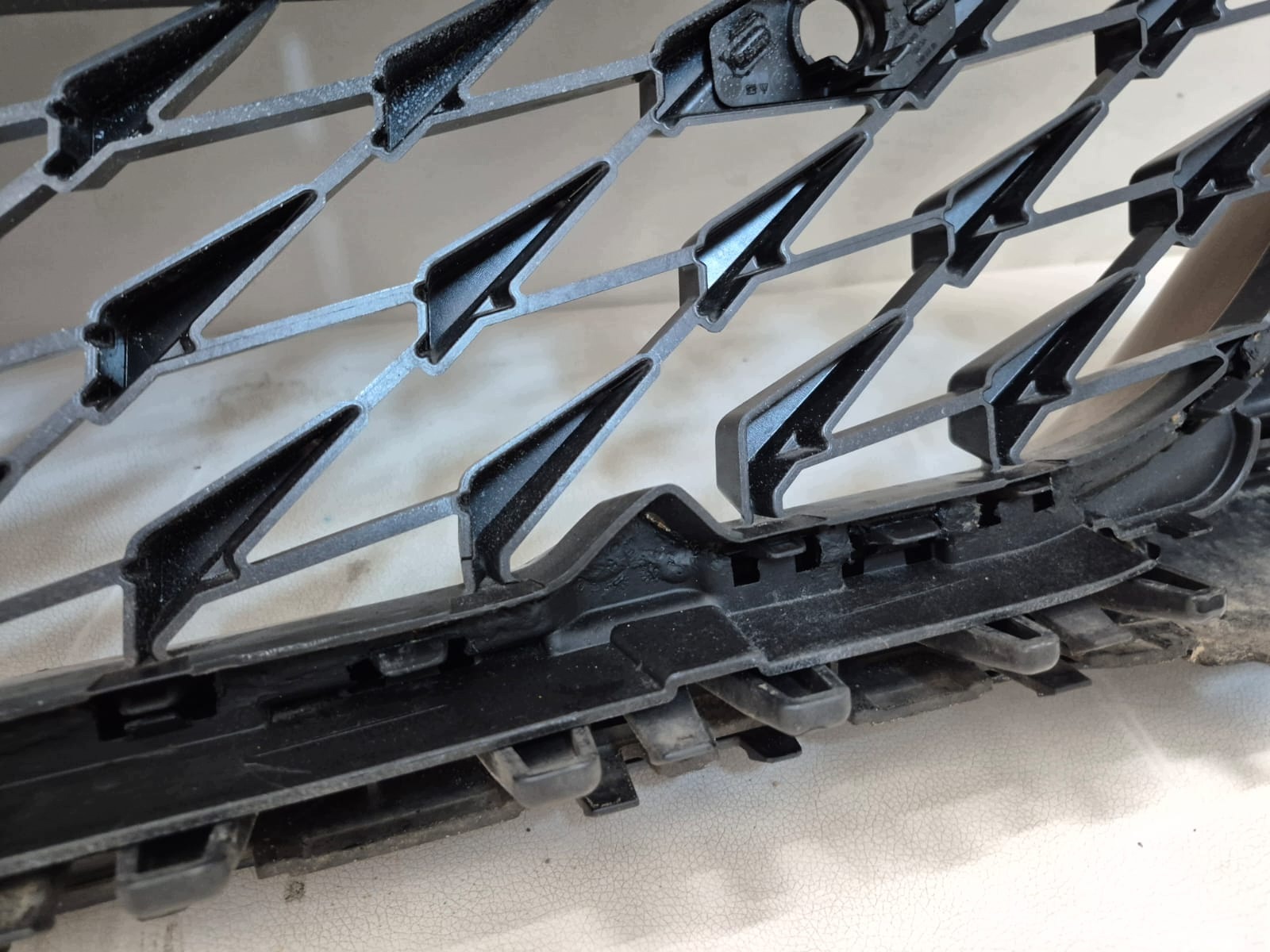 CUPRA BORN 21- bumper front front PDC 10E807221D