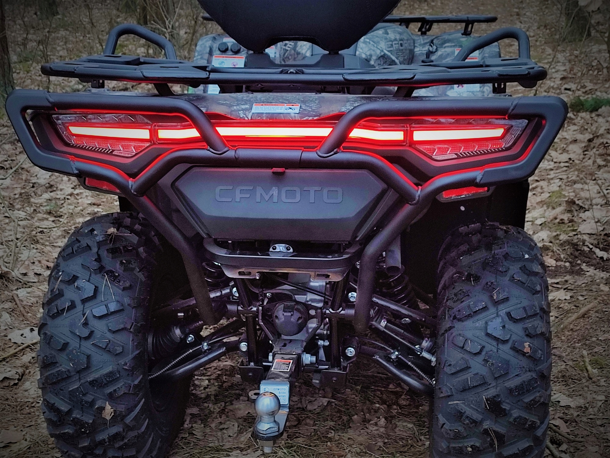 Lampa tylna tył środkowa CF MOTO 520 CFMOTO 2023- Numer katalogowy części 9DSV-160230