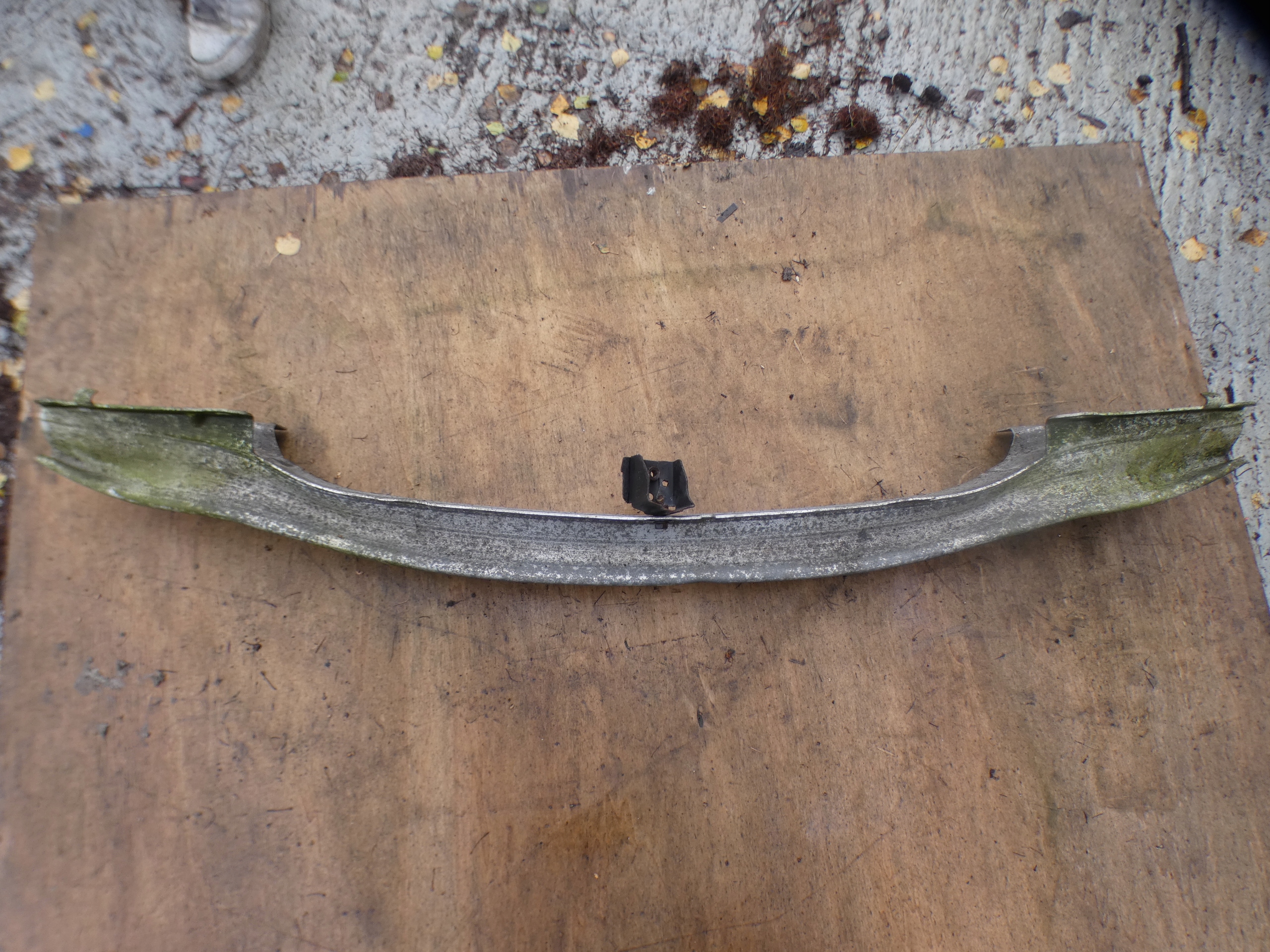 bumper support front RENAULT LAGUNA III 07-15 pillar