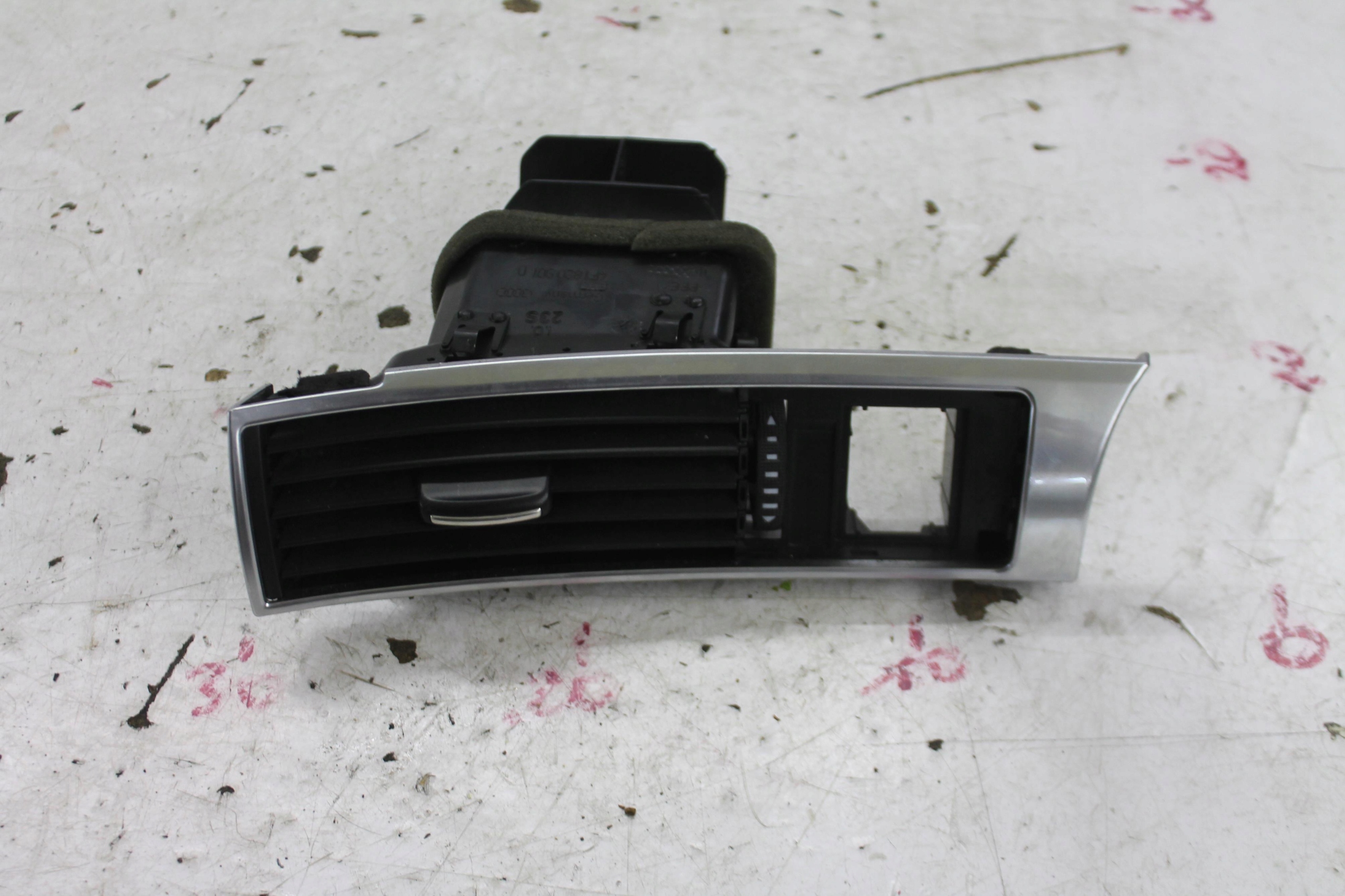 grid intake air 4F1820901D AUDI A6 C6 04-11 EU