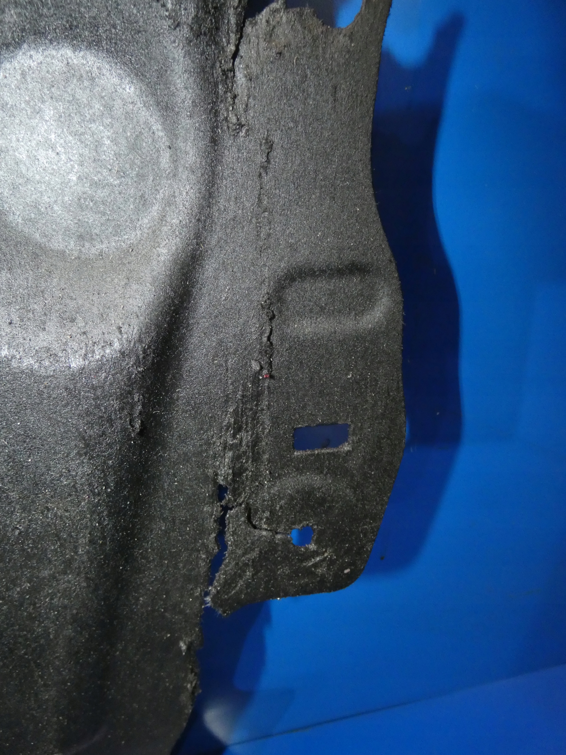 VOLVO S60 II V60 1.6 D2 cover below engine