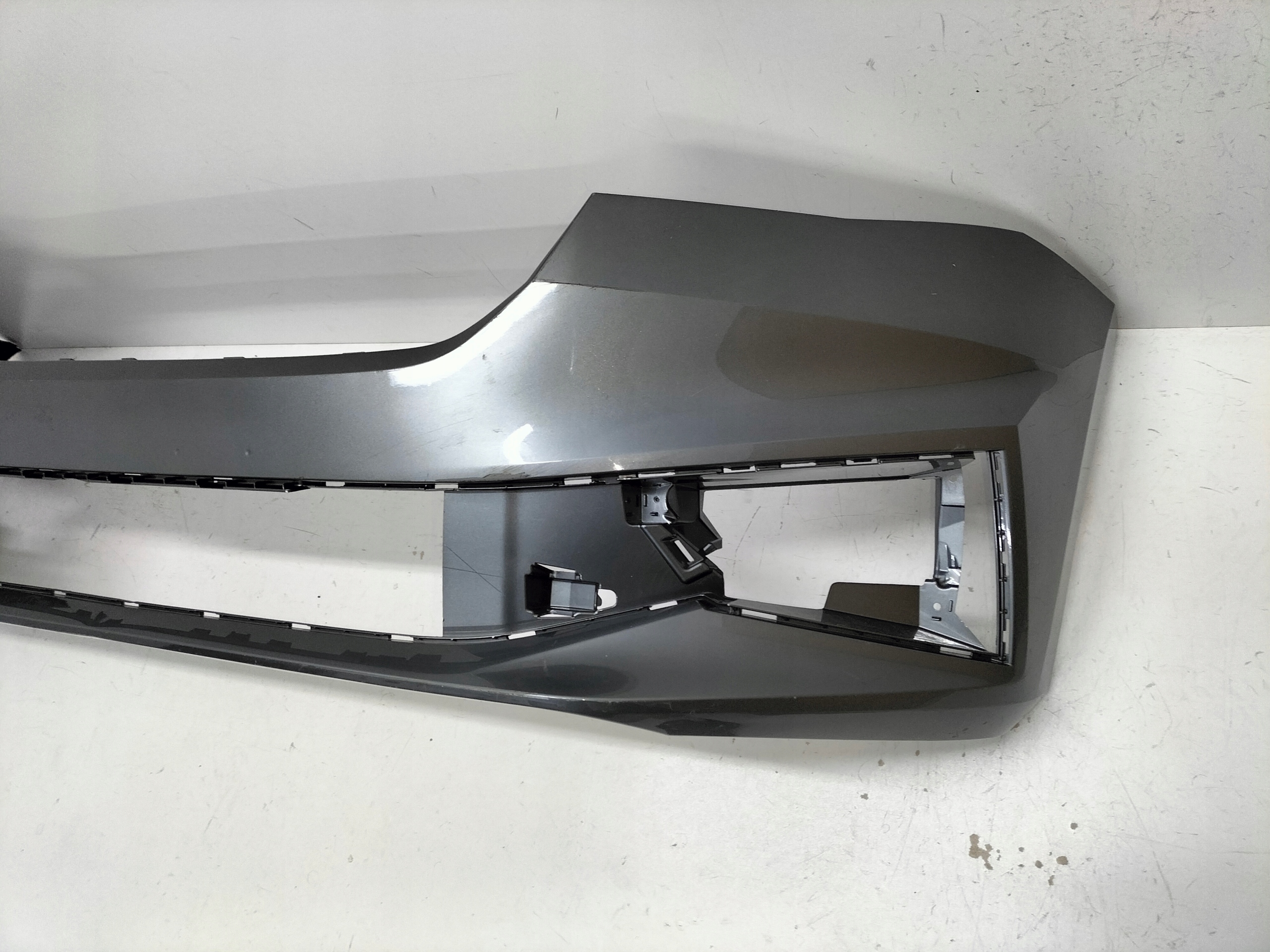 nárazník přední předek SKODA FABIA 4 IV 21