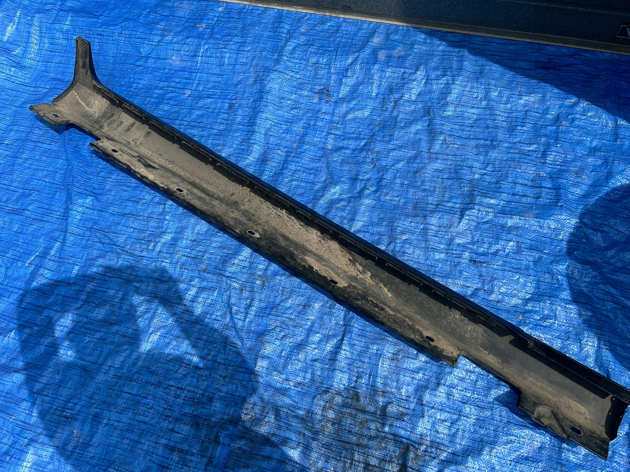 moulding threshold left MERCEDES CLS W218