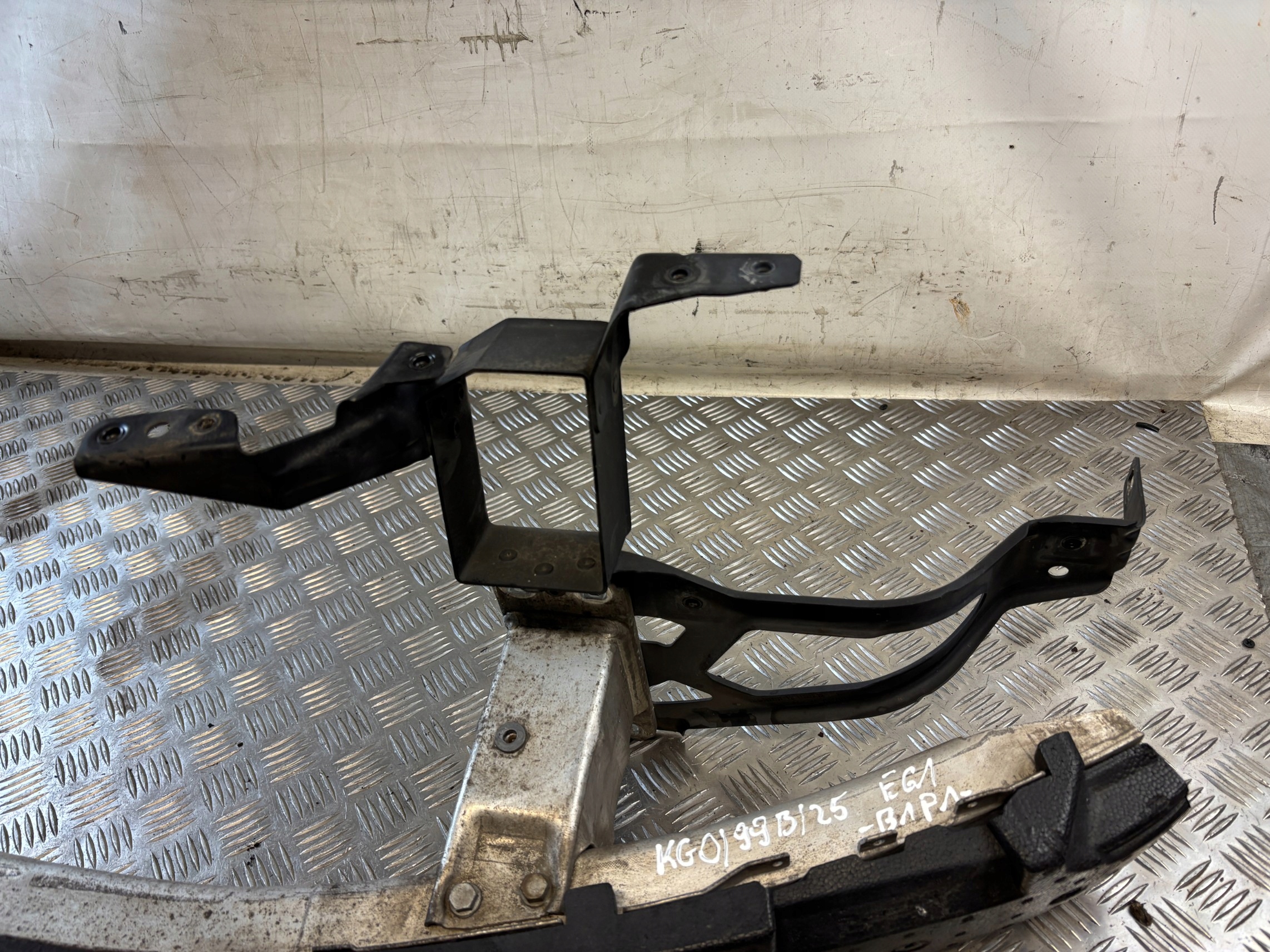 stoßstangenträger vorne BMW E61 7033696