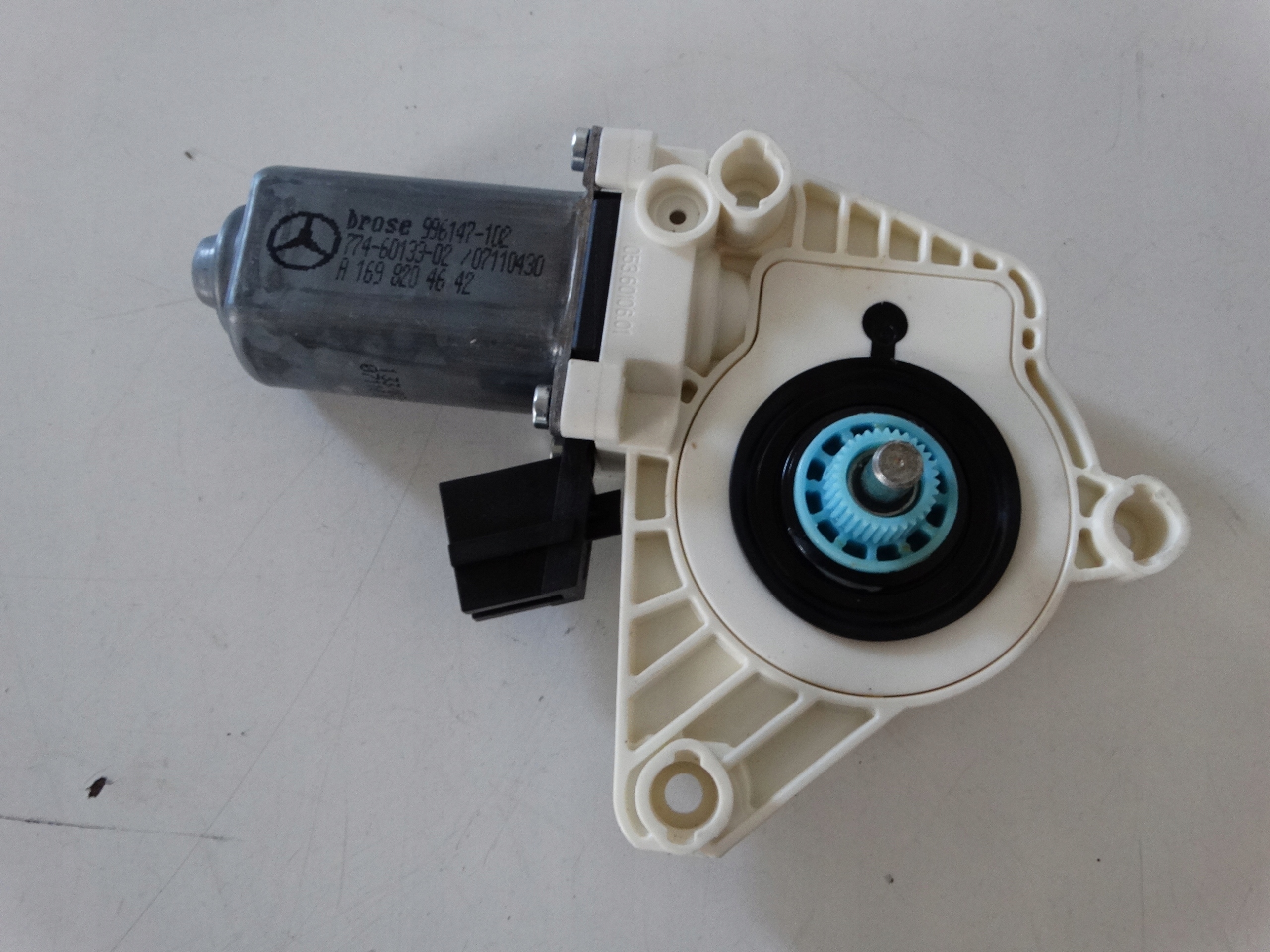 mini motor windows right rear part MERCEDES W169 LIFT