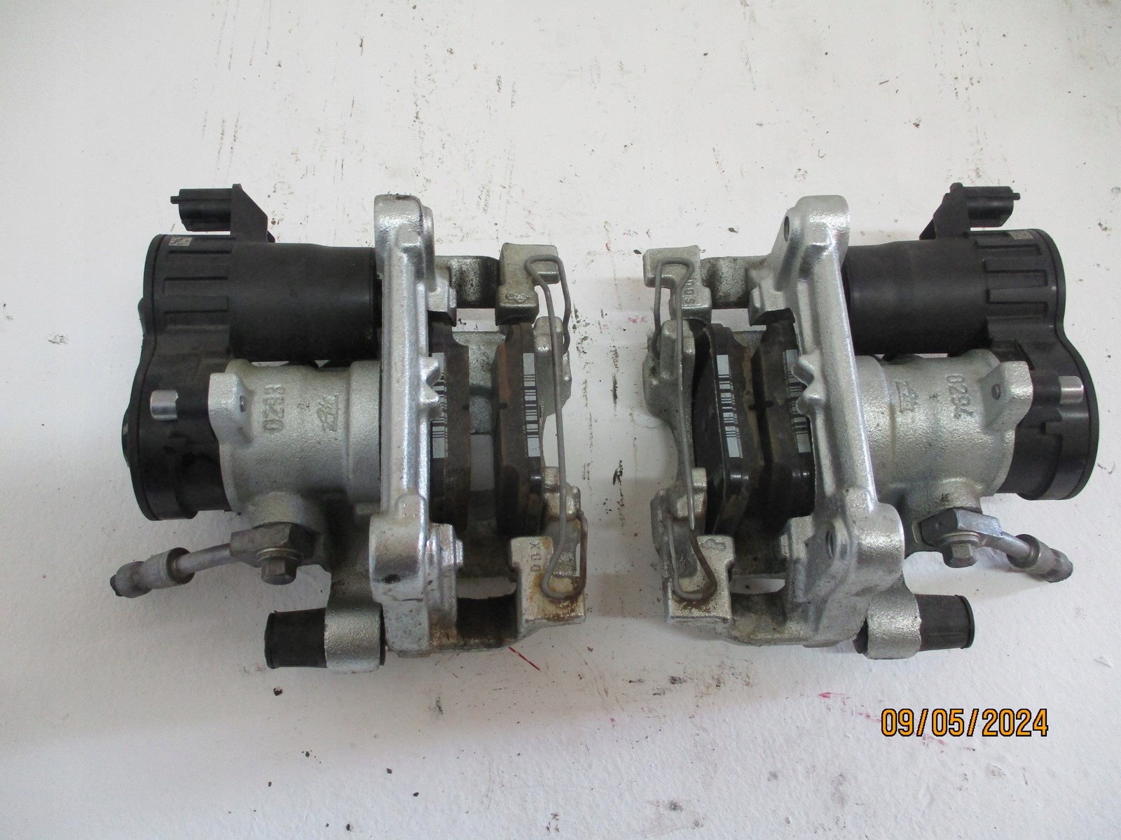 caliper calipers FORD KUGA MK3 2,5HYB