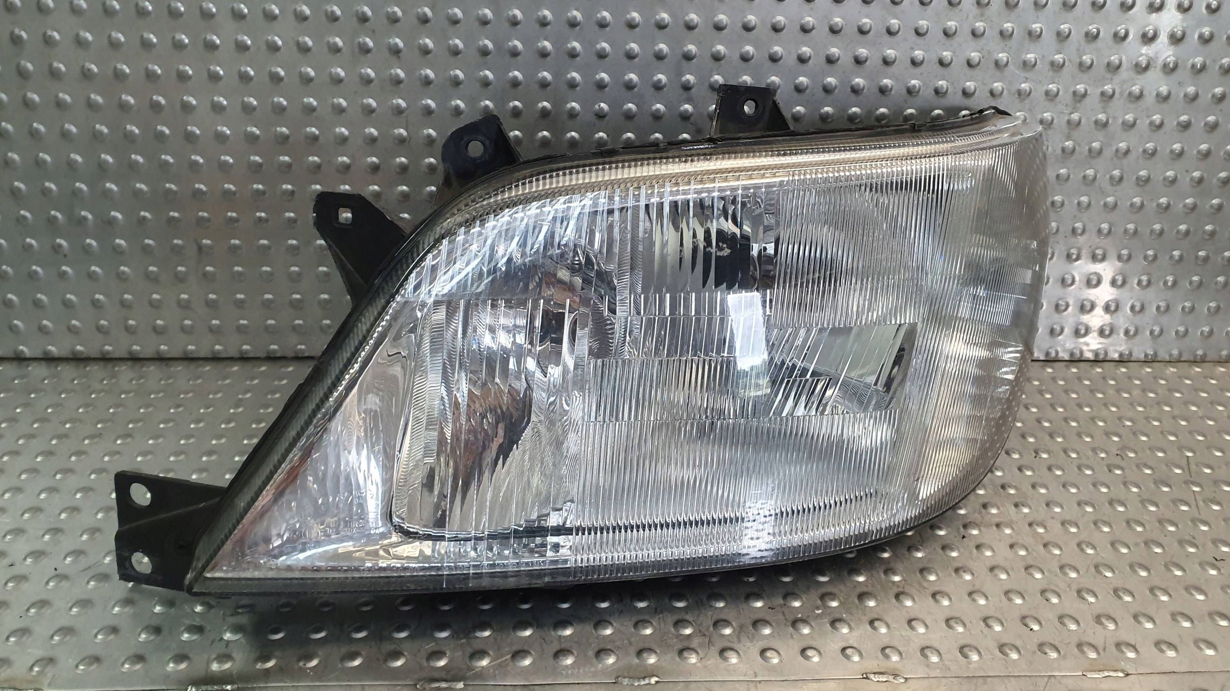 light front left MERCEDES SPRINTER W903 00