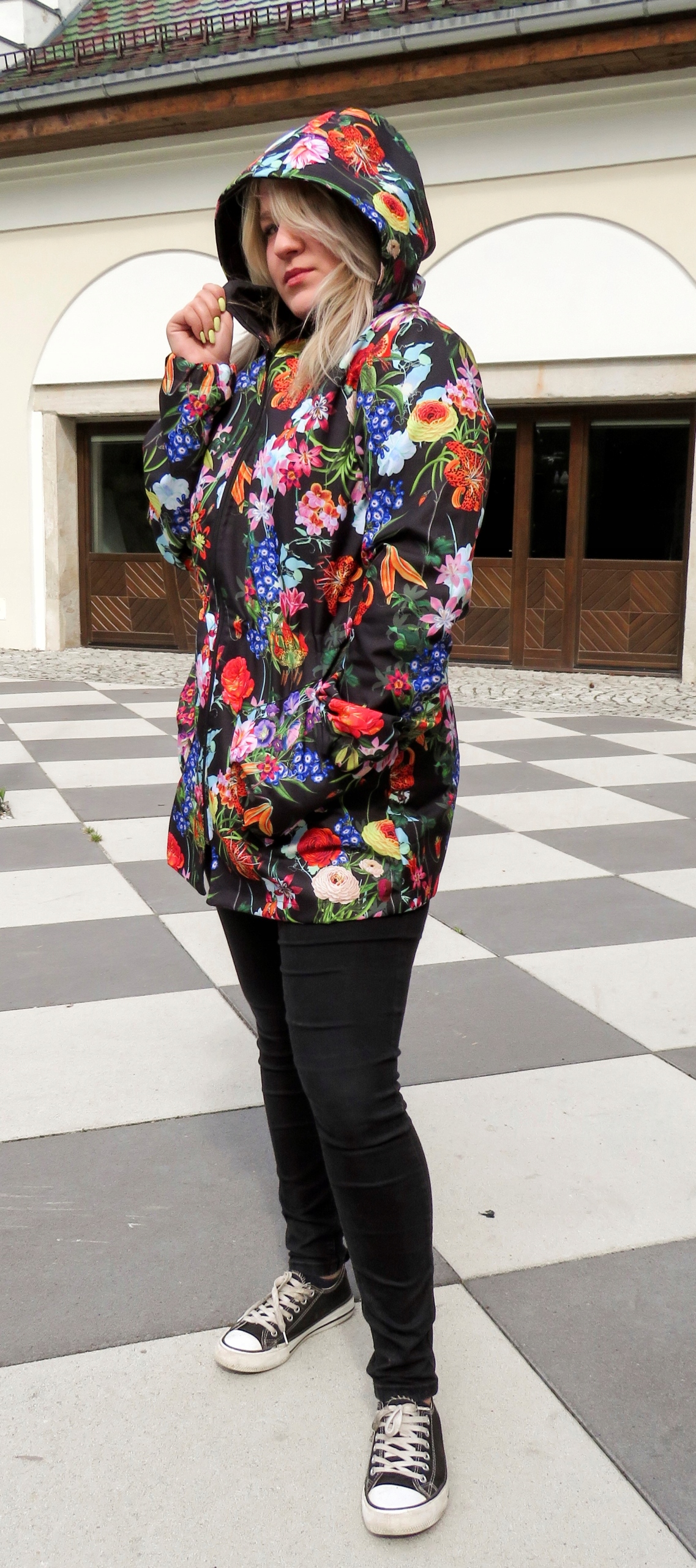 Женская куртка весна переход цветы коллекция парка осень/зима 2022