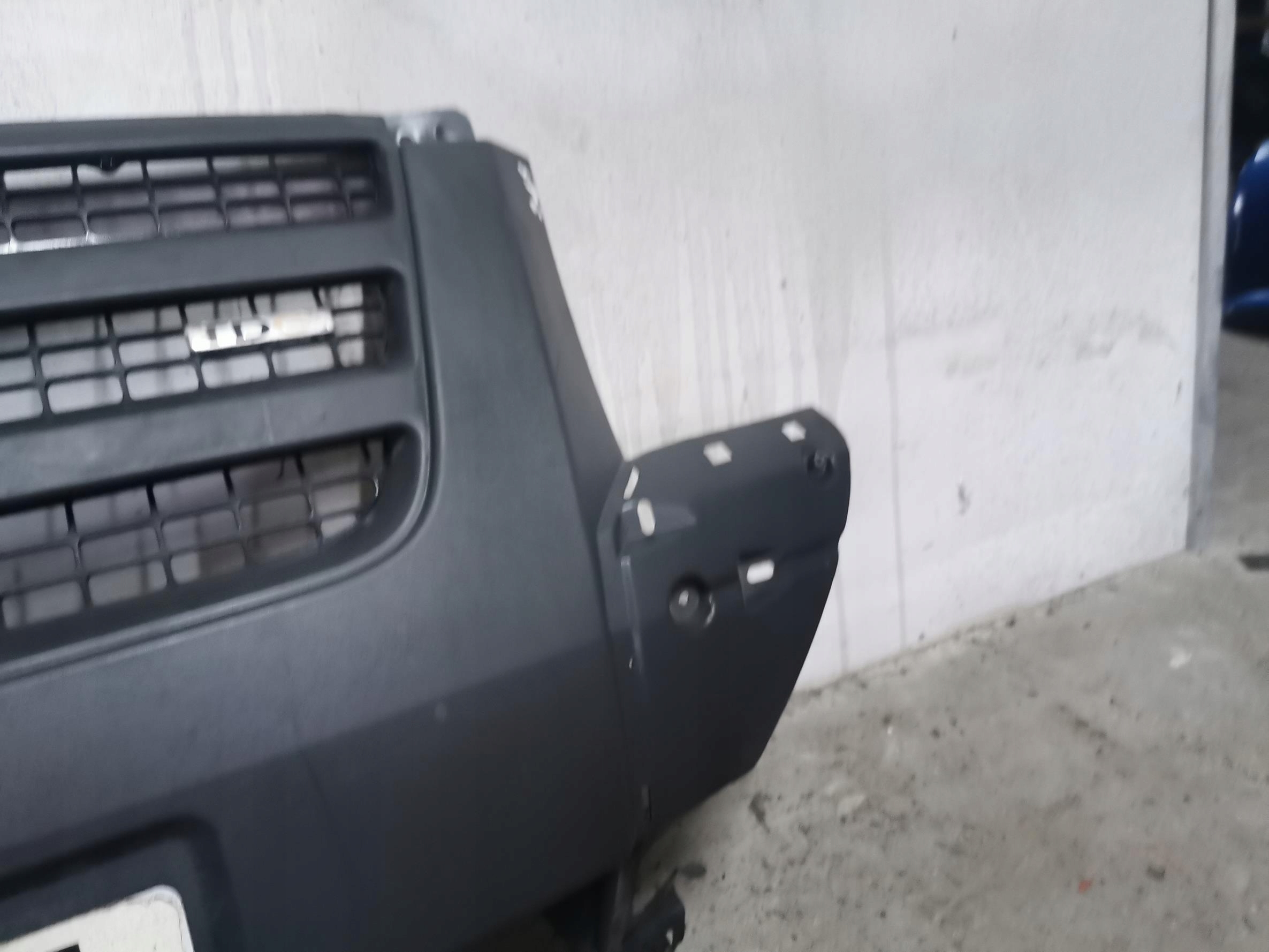 front bumper central FORD TRANSIT MK7 6C11-17E888-A