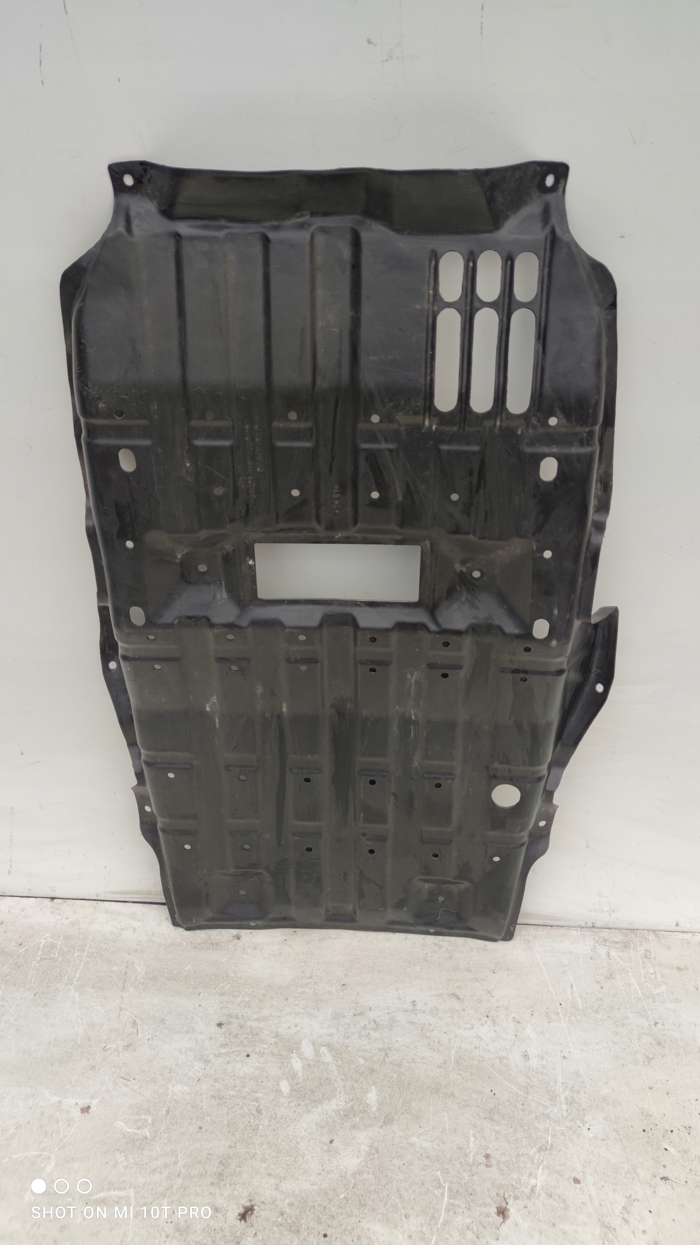 Капот двигуна MITSUBISHI L200 5370B497